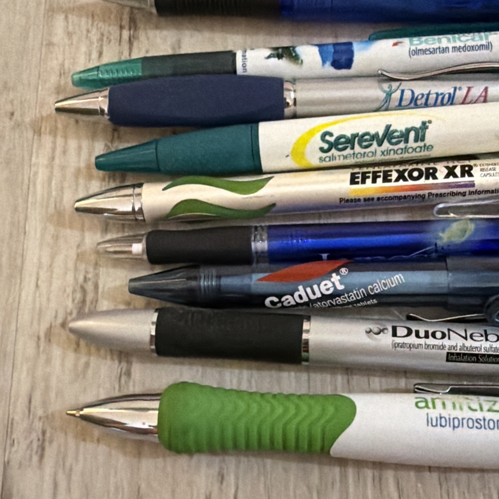 Lot of 8 Pharmaceutical Drug Rep Pens – Mixed Brands -Most Don’t Work- No Dupes