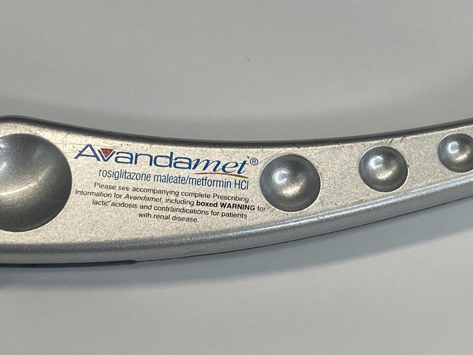 AVANDIA Drug Medical Reflex Hammer Drug Advertisement Pharmaceutical