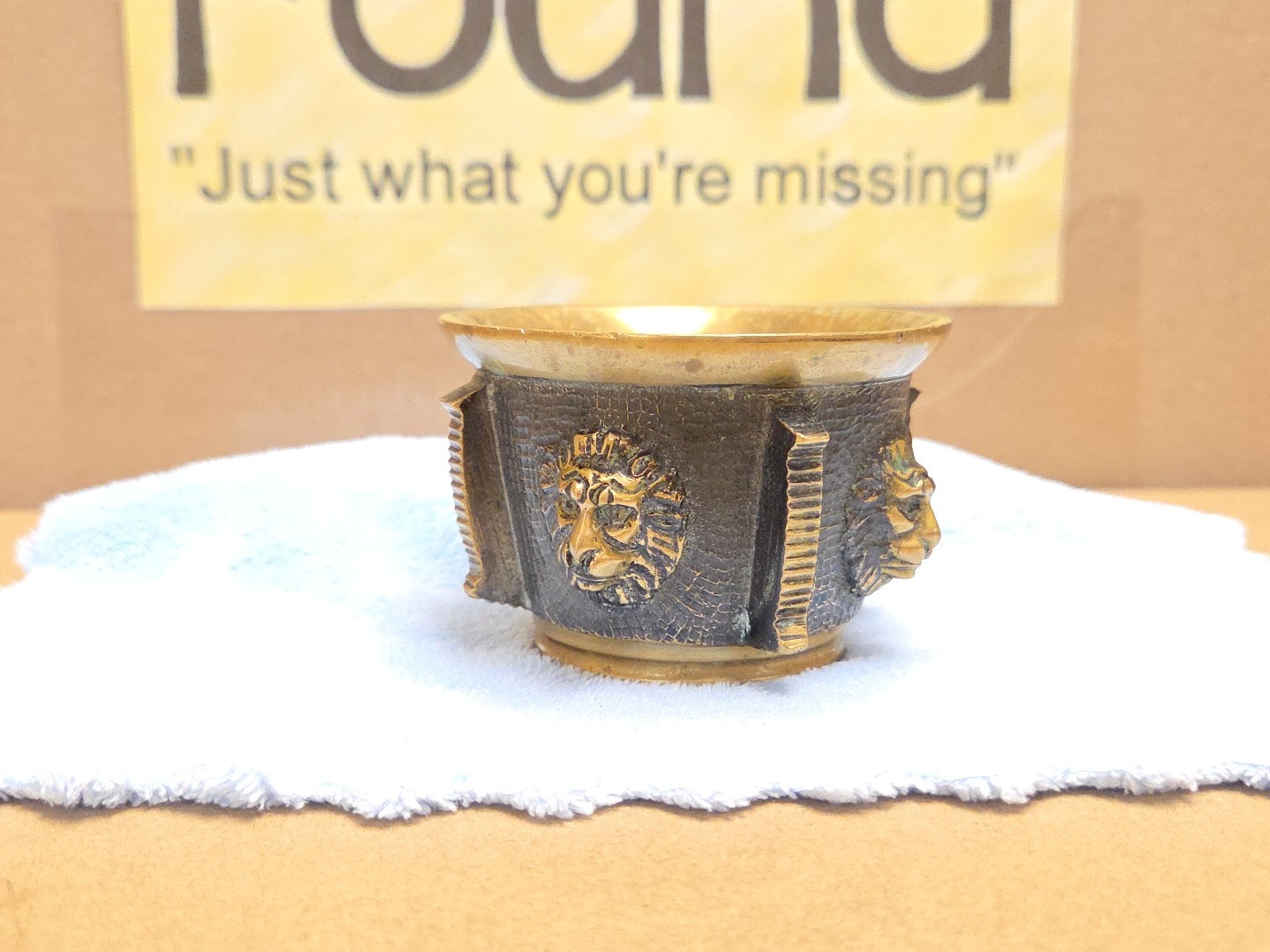 Vintage Heavy BRONZE BRASS MORTAR Lion head figure