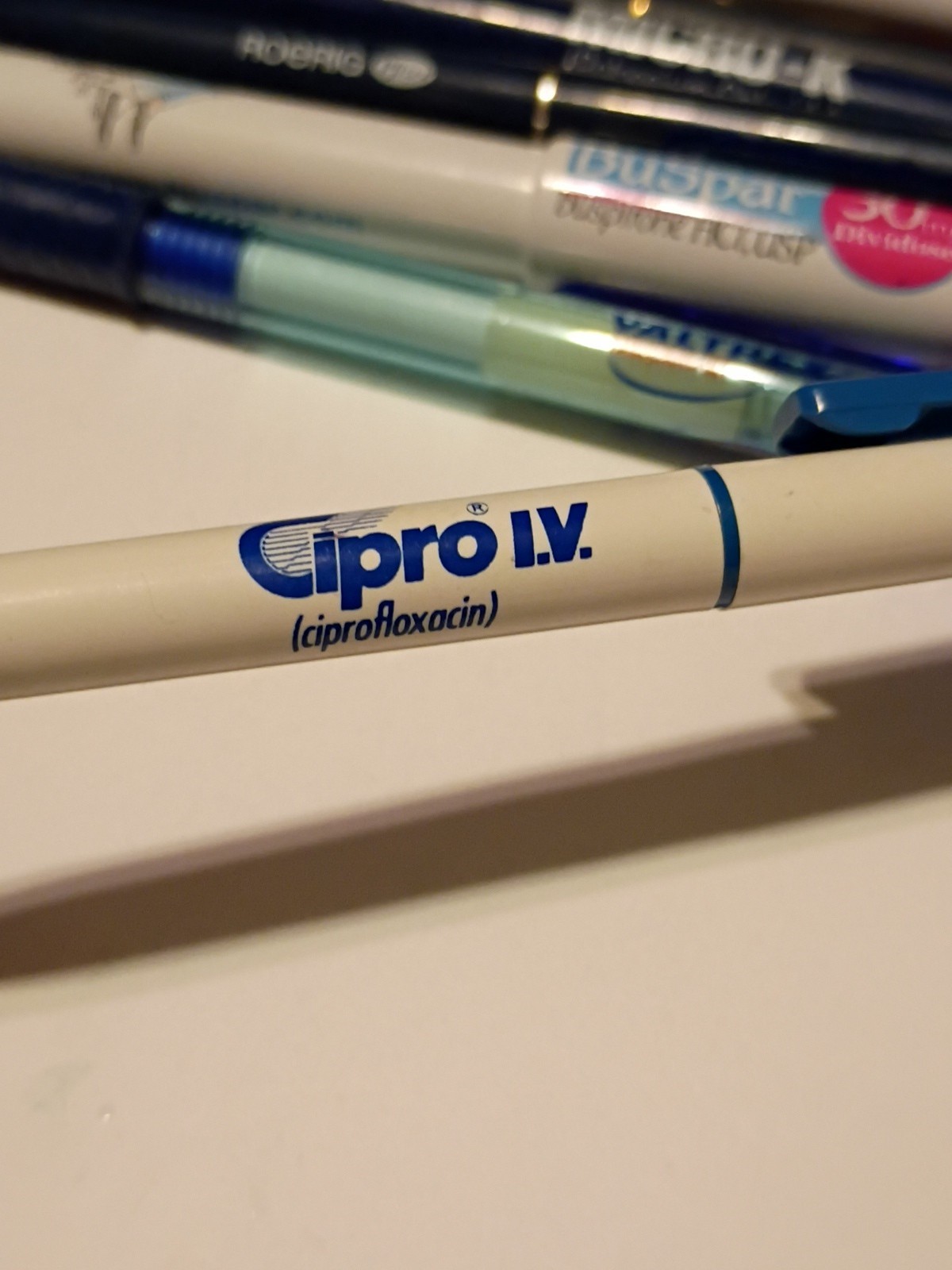 Pharmaceutical Pens Drug Rep Lot of 36 Symbyax, Lodine, Centrax, Claritin & More