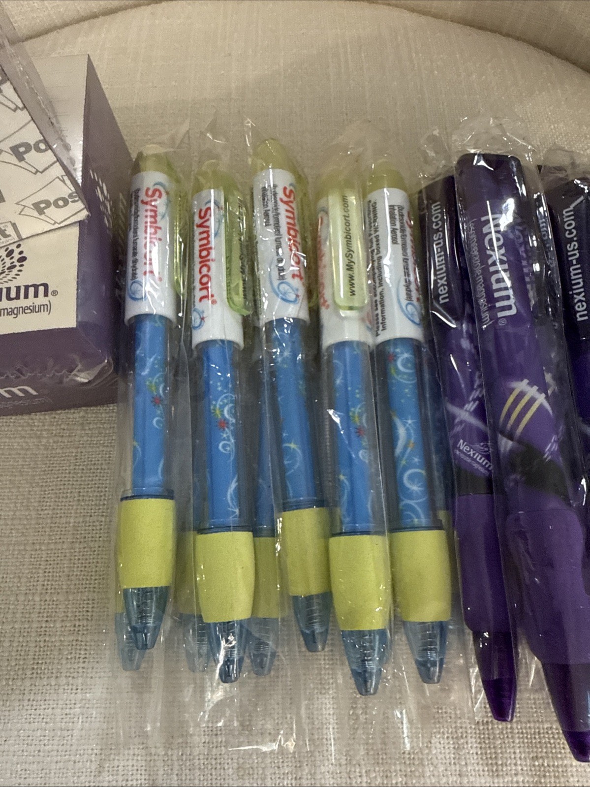 Lot of 20 Promotional pharmaceutical Pens & Notepads – Nexium & Symbicort– New