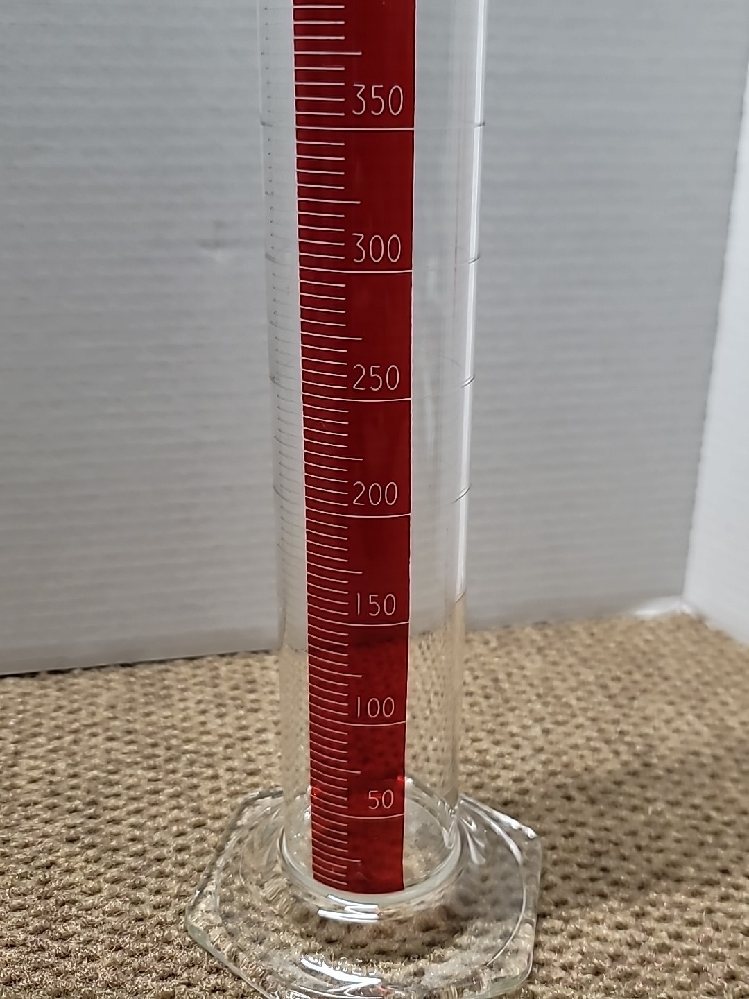 Vtg 500 ML 20c Red Glass Scale Measurement Pyrex Chemistry Pharmacy