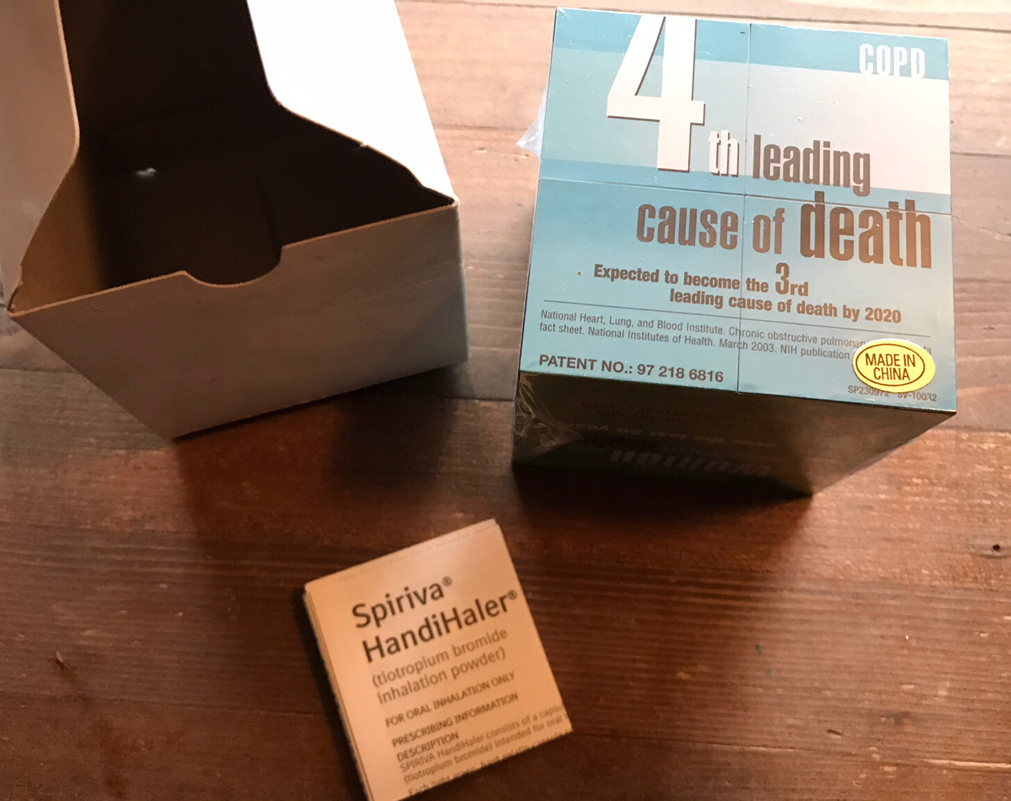SPIRIVA PHARMACUETICAL DRUG REP CUBE