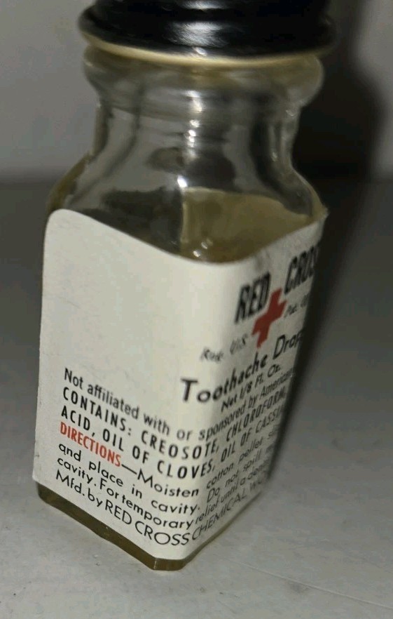 Vintage Red Cross Toothache Outfit Contains Tweezers And Cotton Pellets NOS