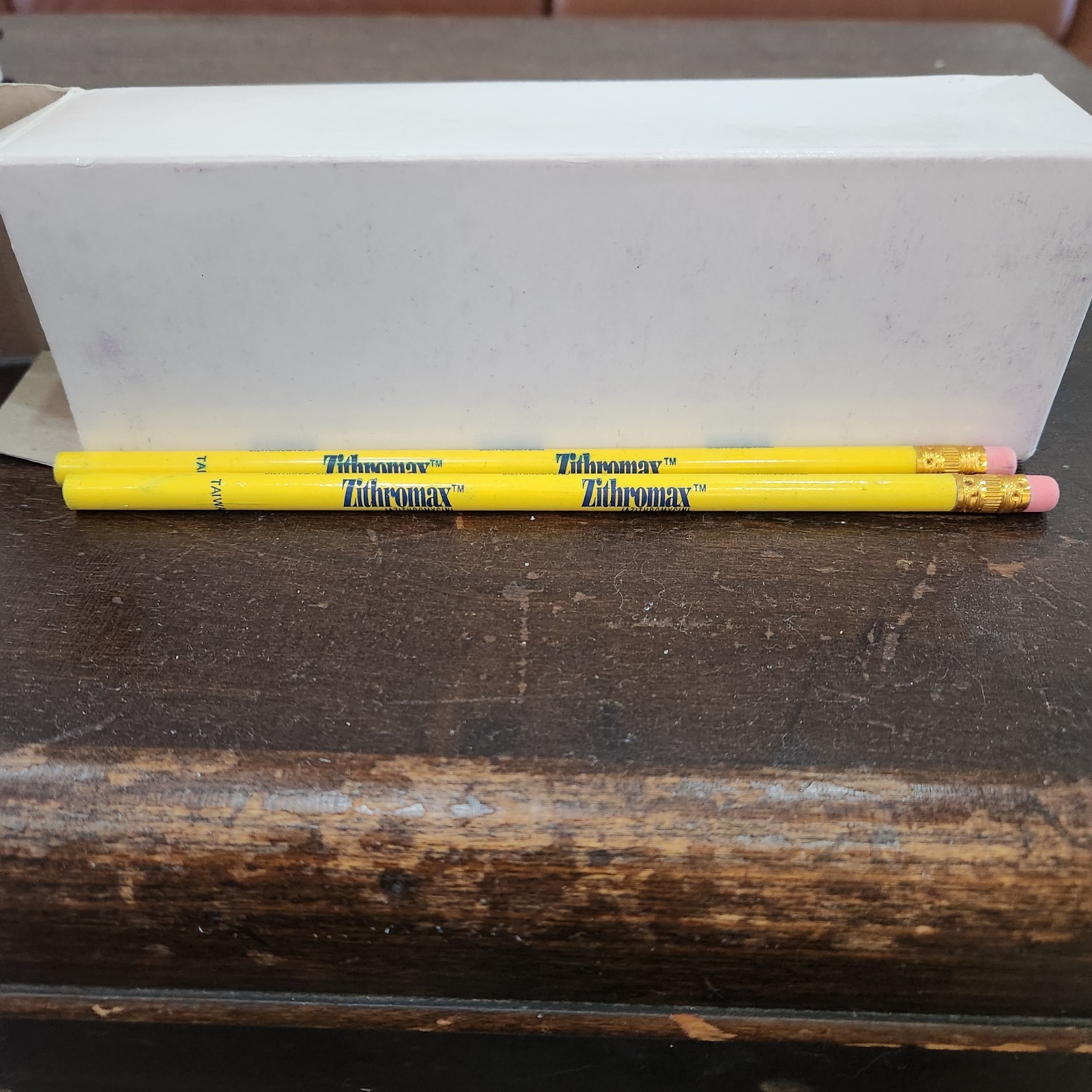Lot 48 Zithro PENCILS Drug Rep Pharmaceutical Promo Advertising Box RARE🔥NEW