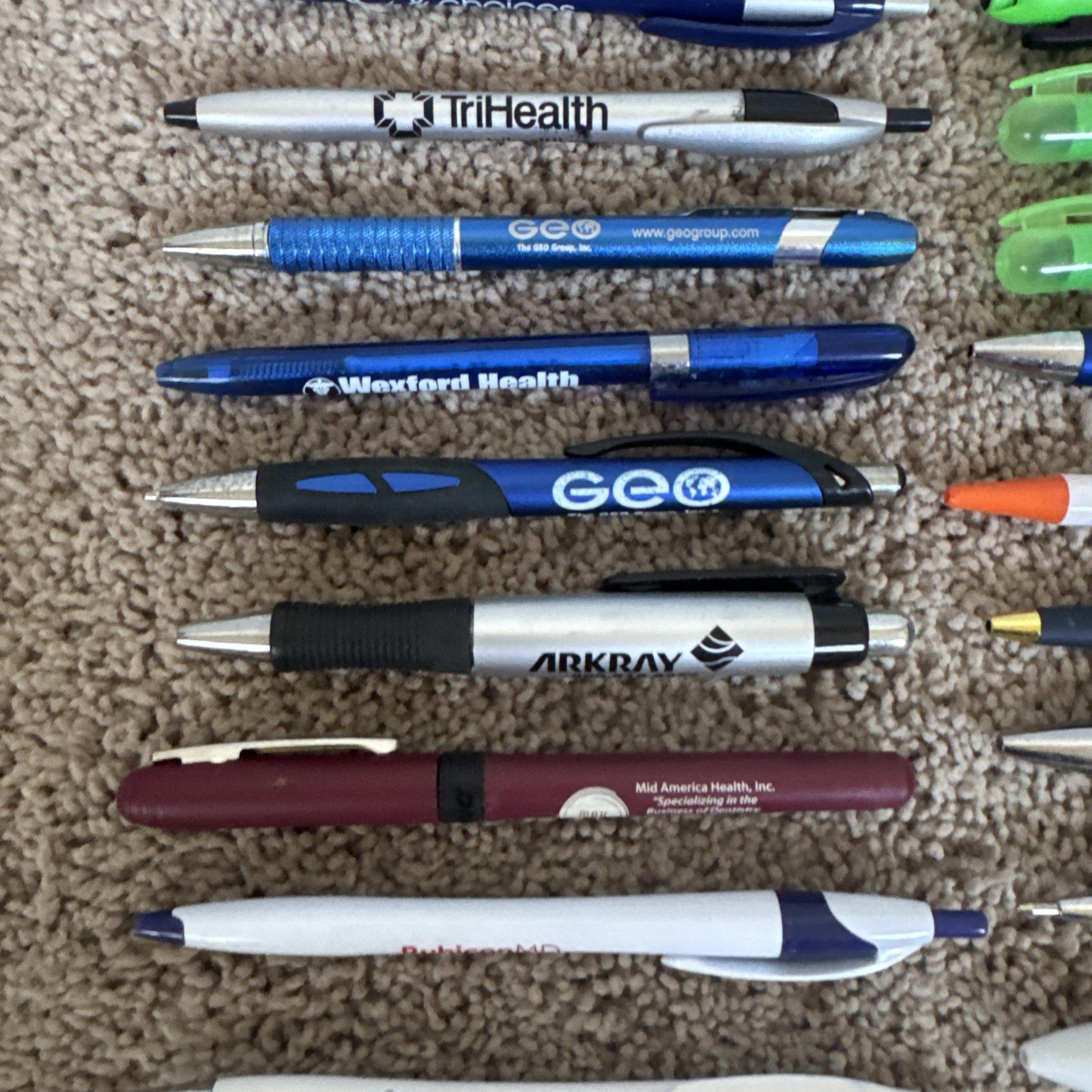 26 – Plastic & Metal Medical Pens – Collectible – Rare