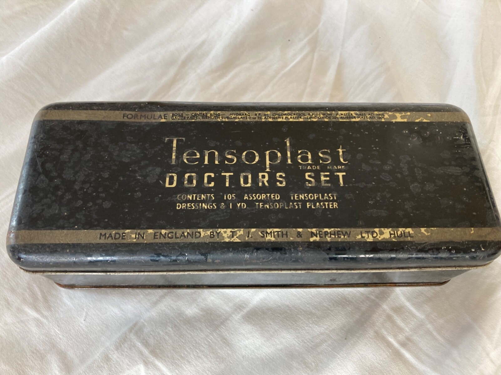 VTG Tensoplast Doctors set Medical tin. Hull, England