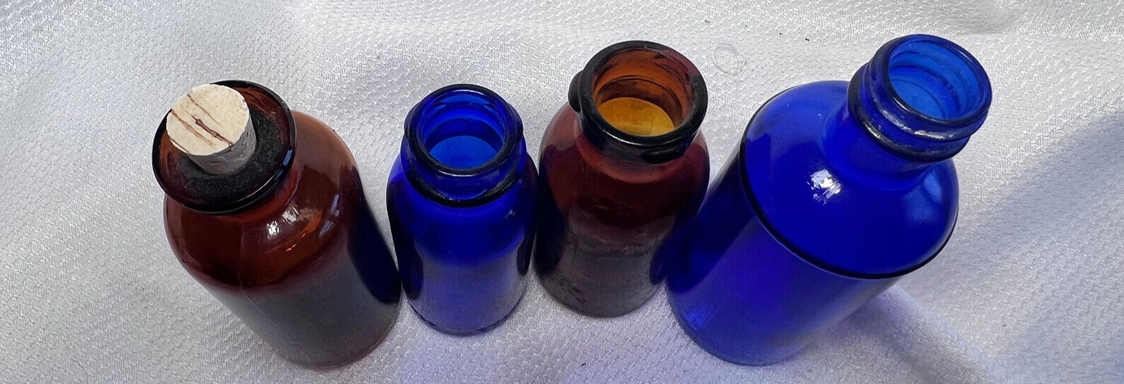 Vtg Lot Of 4 Cobalt Blue & Brown Drug Store Pharmaceutical Bottles Bromo Seltzer