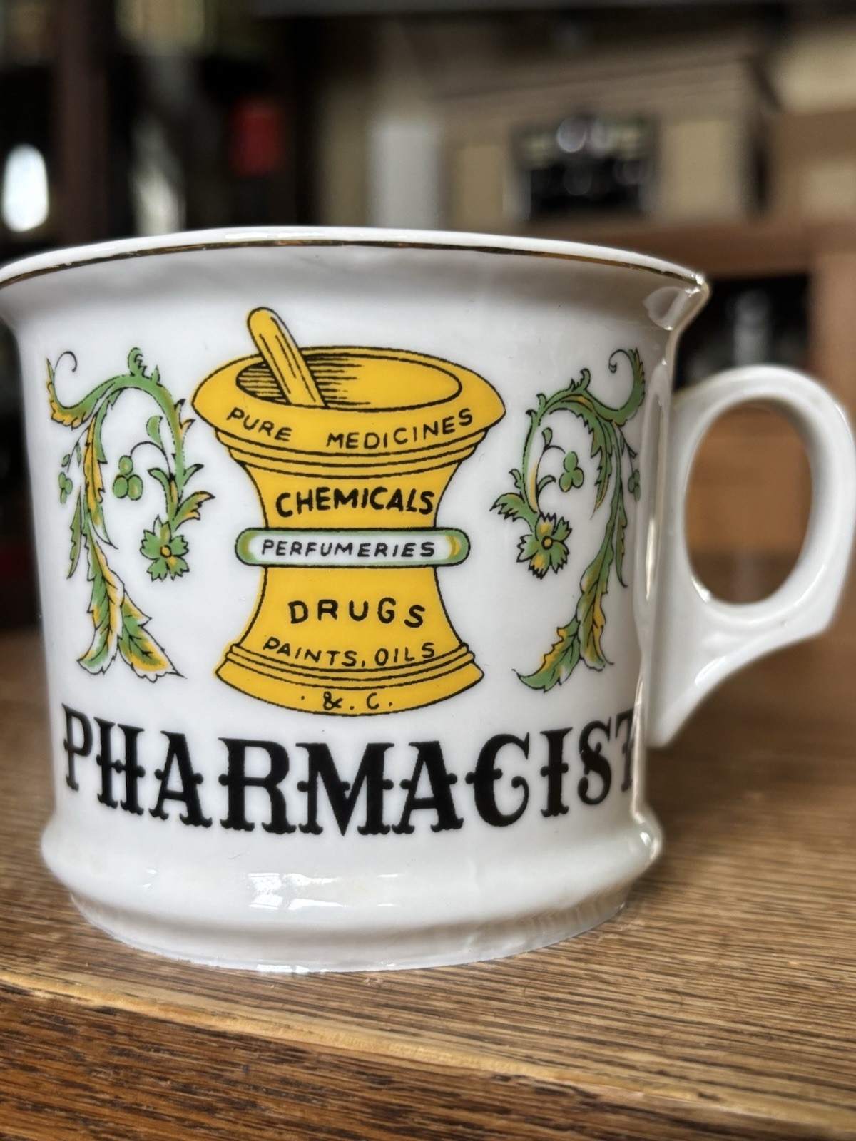 Vintage Apothecary Pharmacy Barber Shaving Mug Porcelain Enameled Mortar Pestle