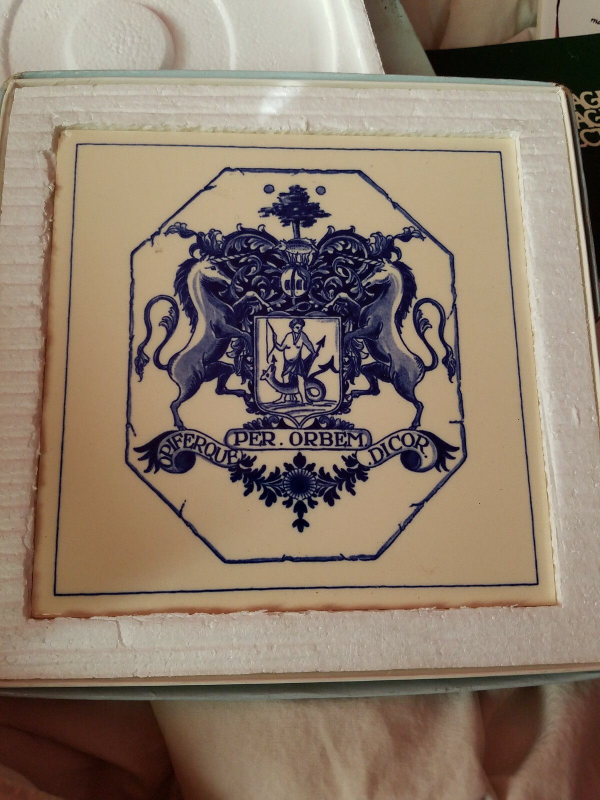 BURROUGHS WELLCOME Pharmacy Pill Tile Handmade DELFT Apothecary #13