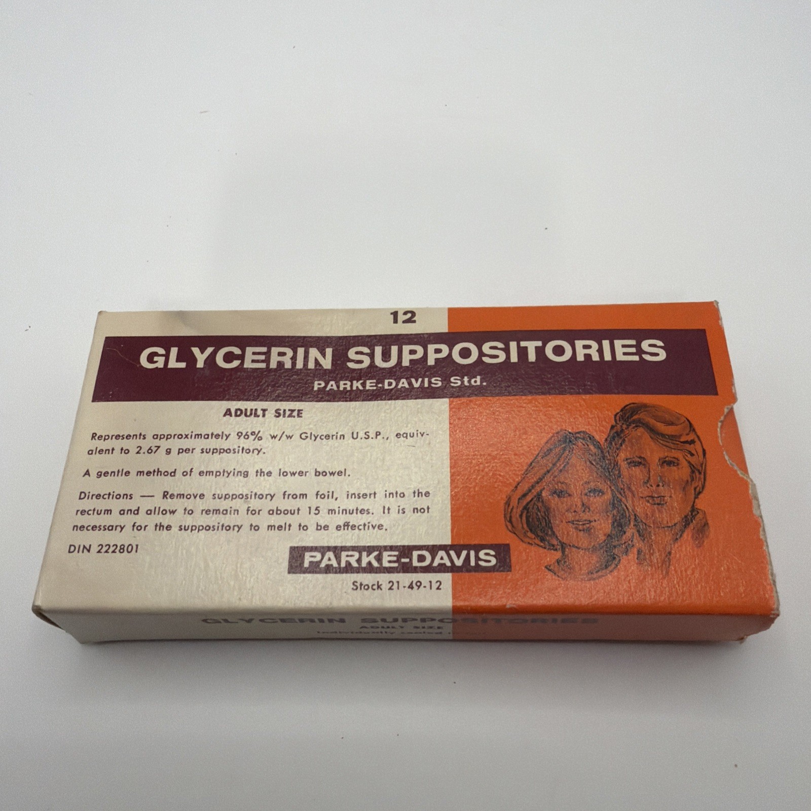 VINTAGE PARKE- DAVIS Glycerin Suppositories Box And Items, Box Is Very Nice.