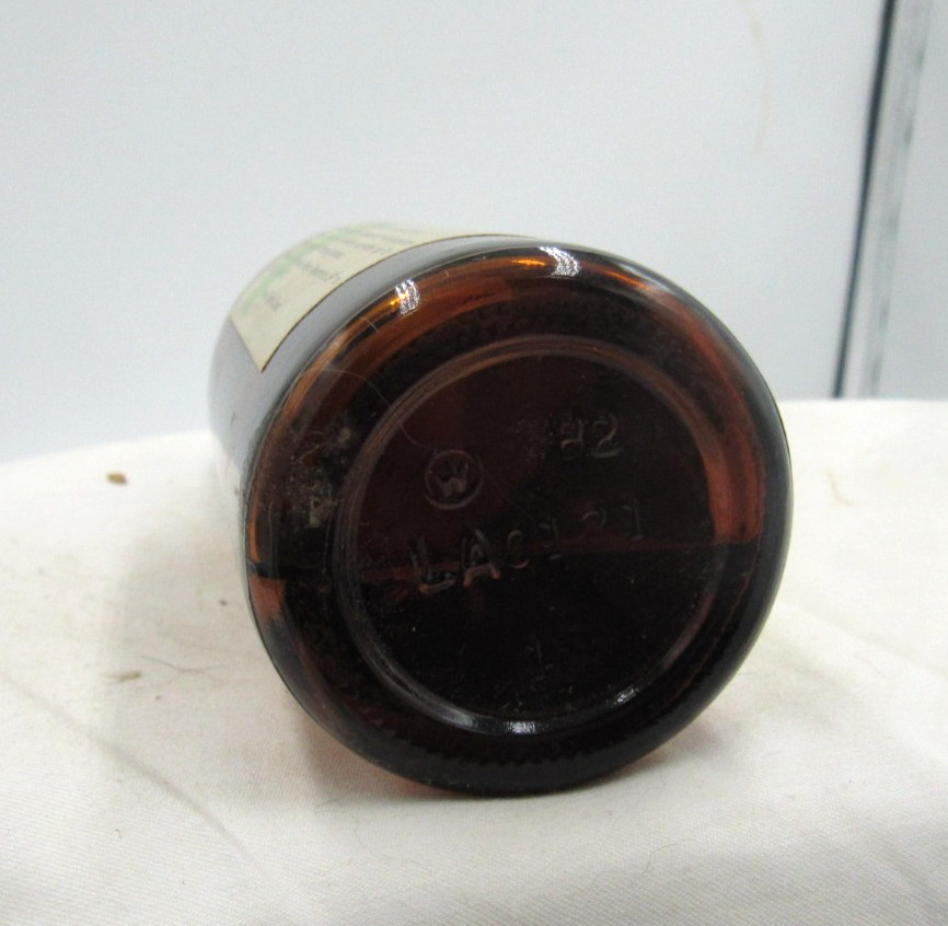 MM – 1980’s Eli Lilly Rose Soluble Indianapolis Ind 4 7/8″ Amber Medicine bottle