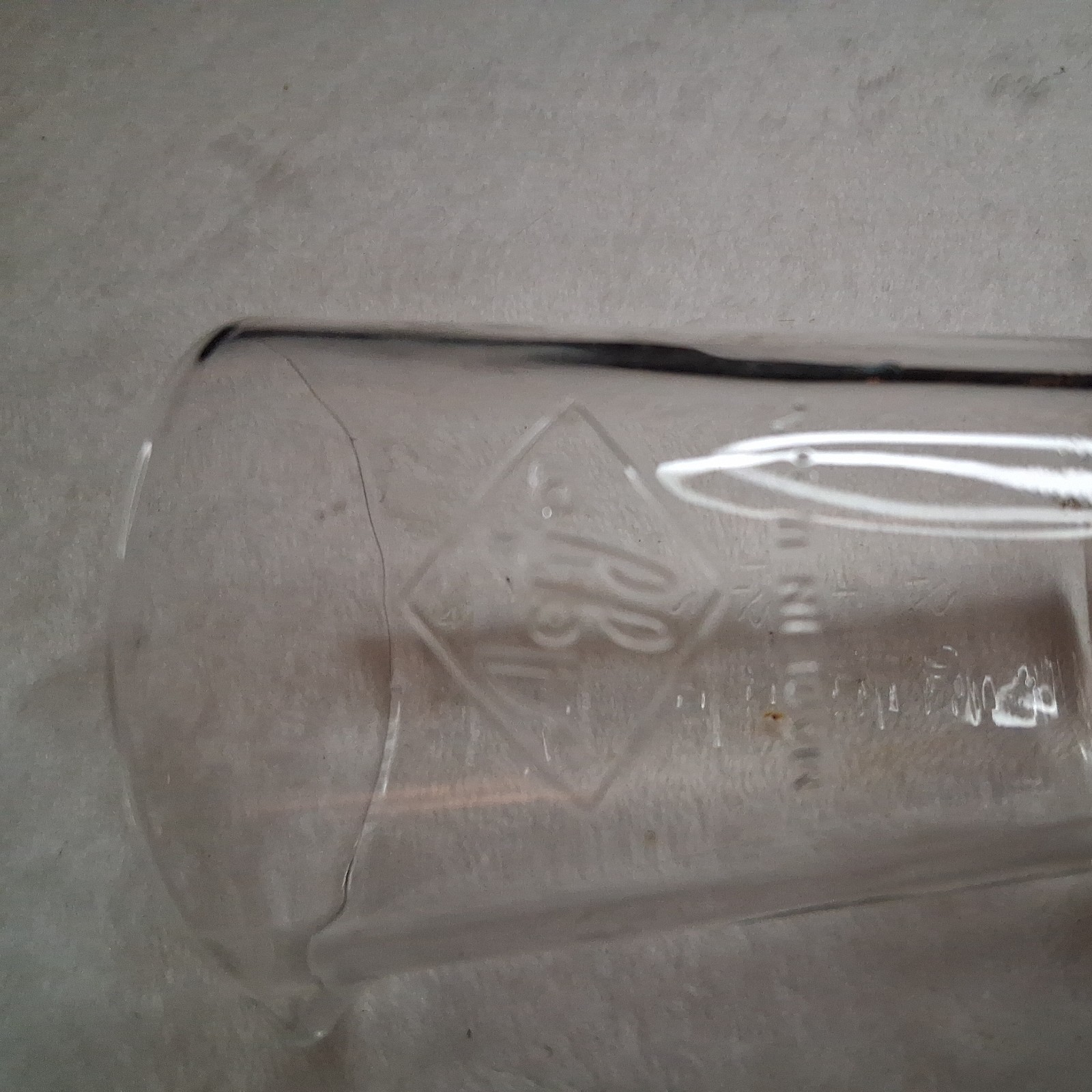 VTG 4oz Heavy Glass Measuring Pharmacy Graduate Beaker marked in Oz’s AFAIK USA
