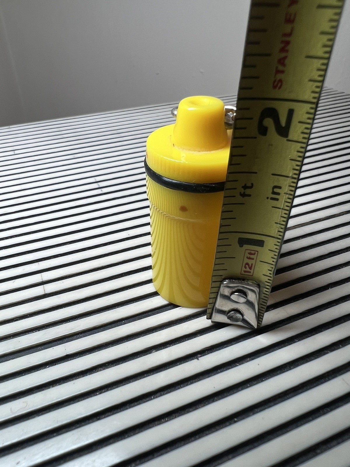 Bayer Aspirin Advertising Women Heart Pill Holder Container Keychain Yellow Vtg