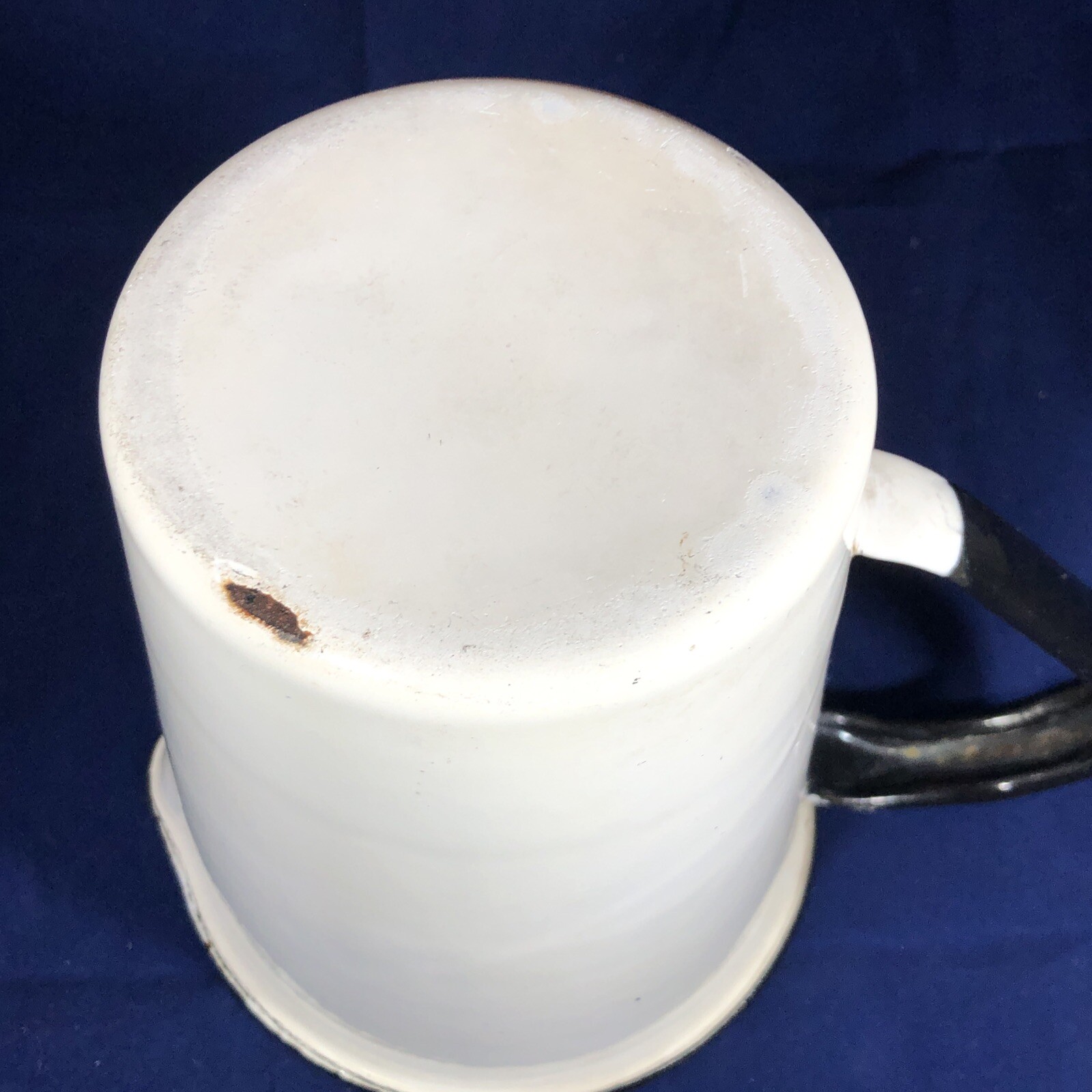 Vintage White Enamel Large 32 Oz 1000 CC Pharmacy Chemical Measuring Cup Pitcher