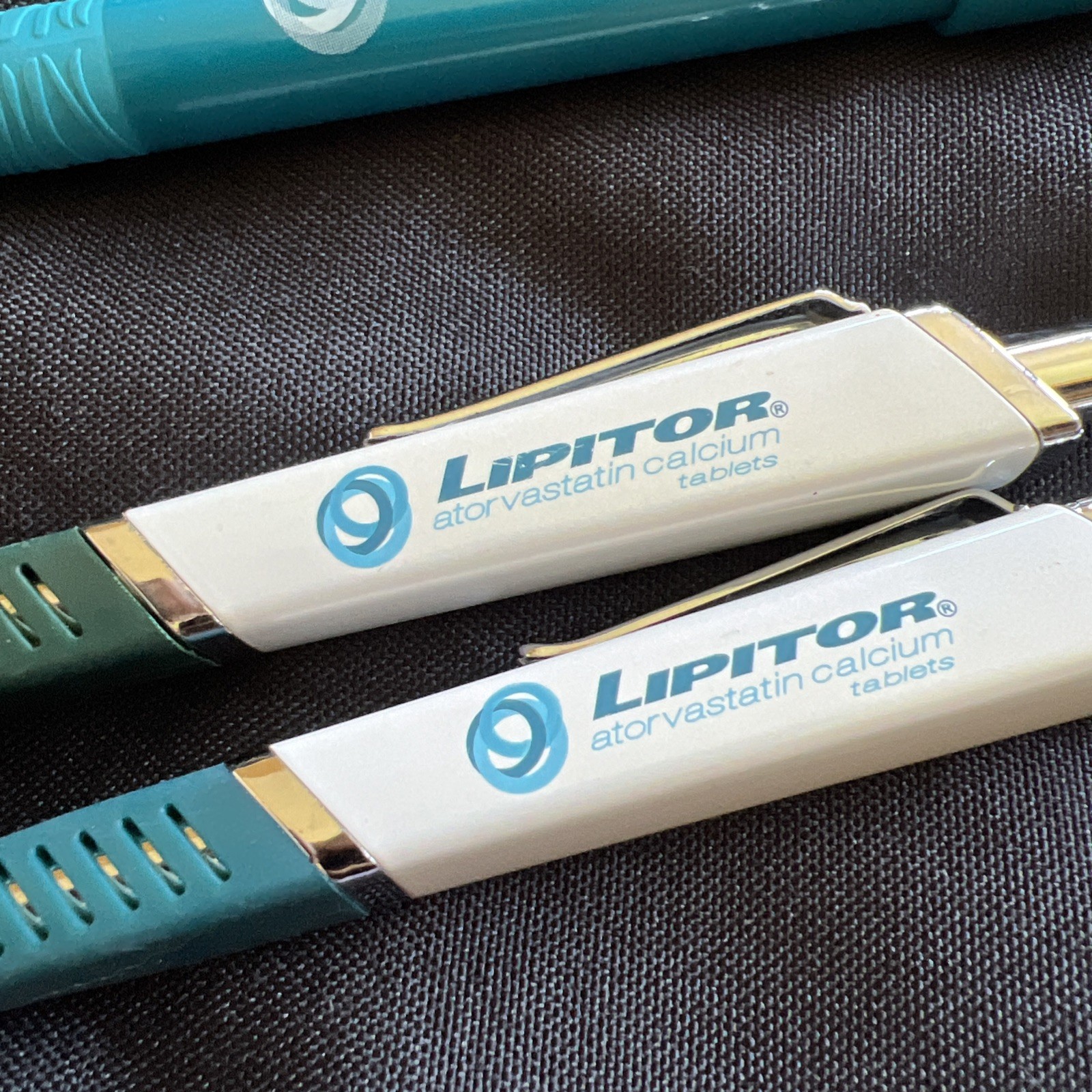 Lot Of 4 Lipitor Pharmaceutical Drug Rep Pens