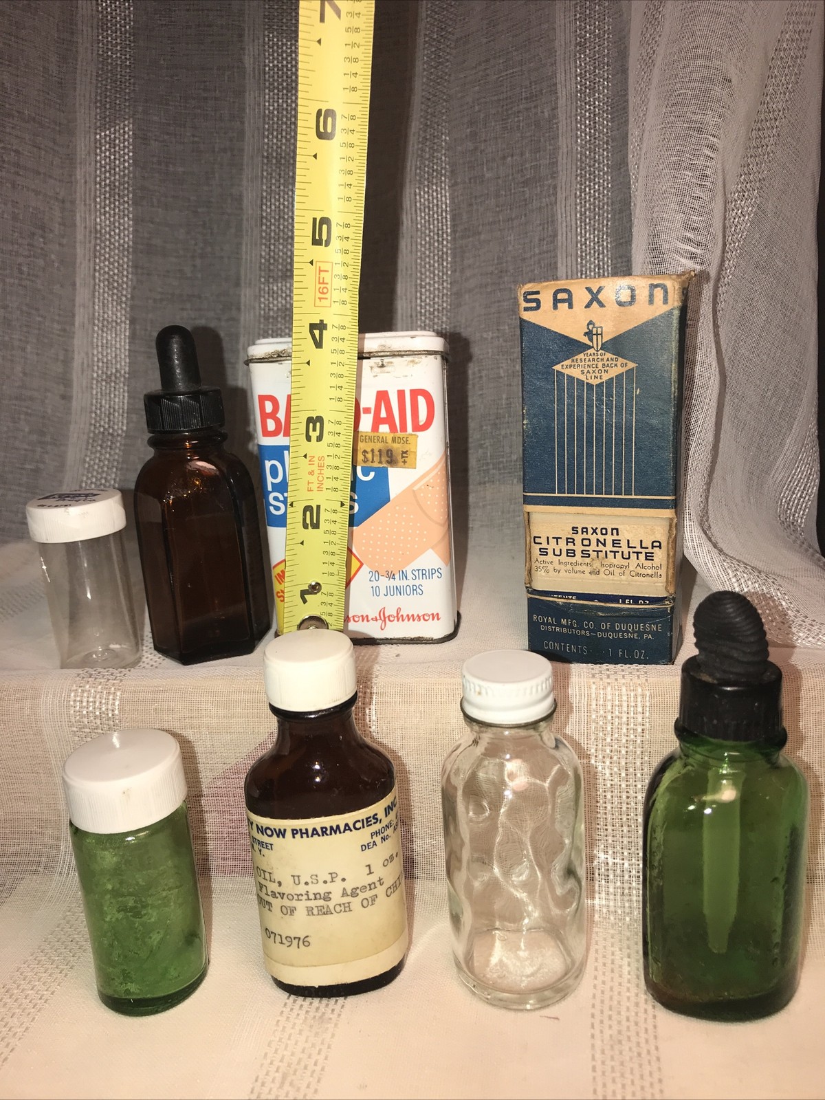 VTG Apothecary Pharmacy Medicine Cabinet Contents 8Pc 1950+ Brown Green Bottles