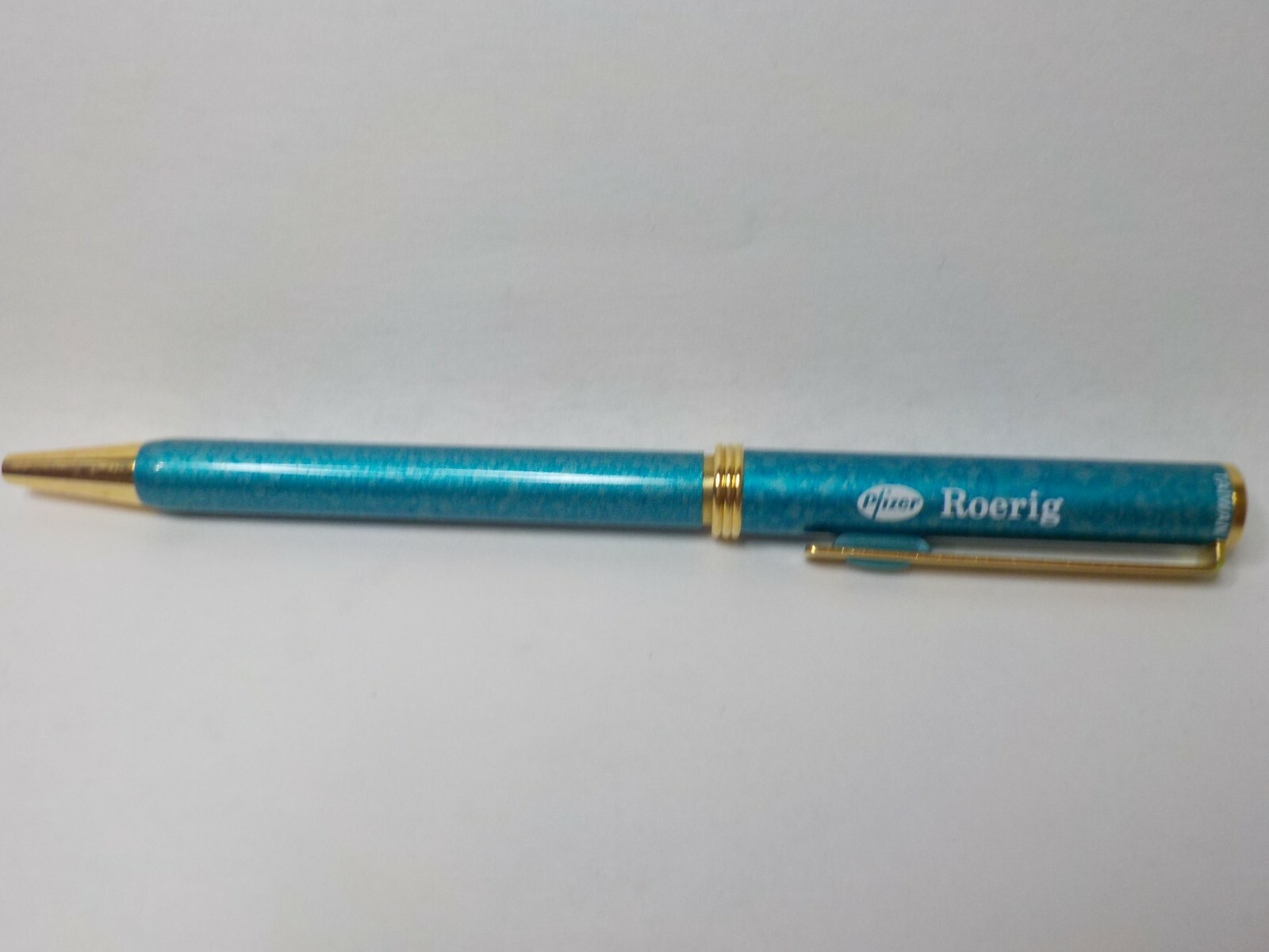 VINTAGE PFIZER ROERIG DIFLUCAN FLUCONAZOLE DRUG REP PEN METAL TAIWAN