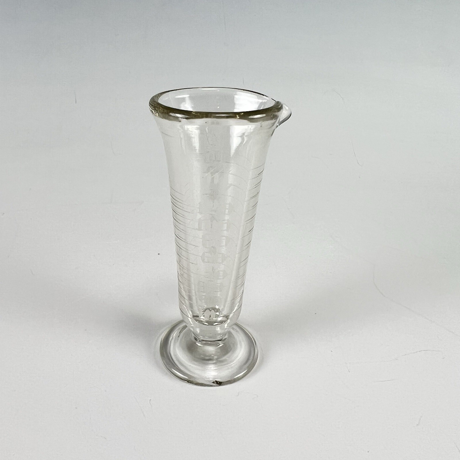 VTG 1930s Armstrongs Phenix Cone Shape Double Scale Pharmaceutical Graduates