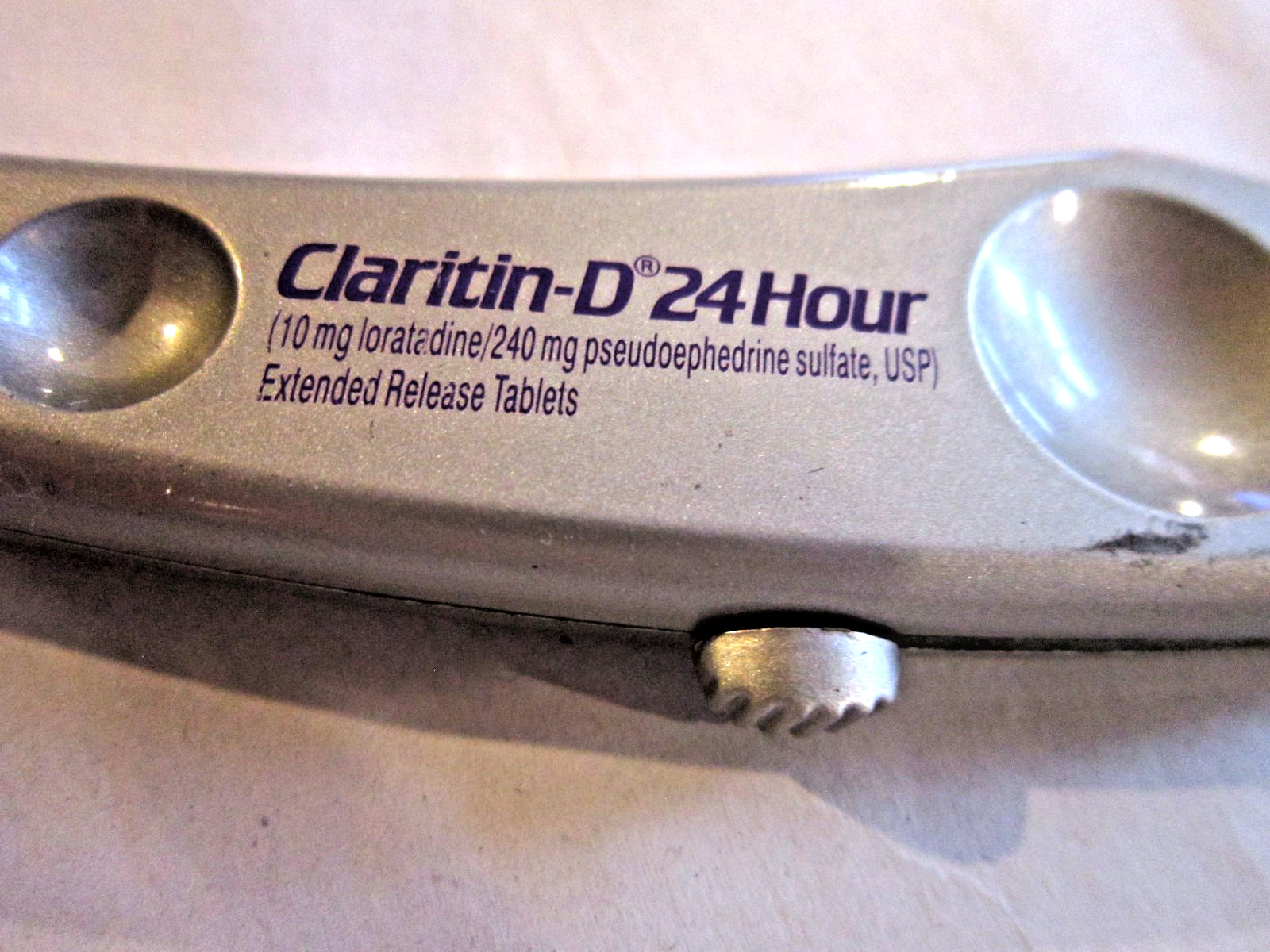 CLARITIN-D 24h / NASONEX Pharma Drug Rep Medical Neurological Reflex Hammer