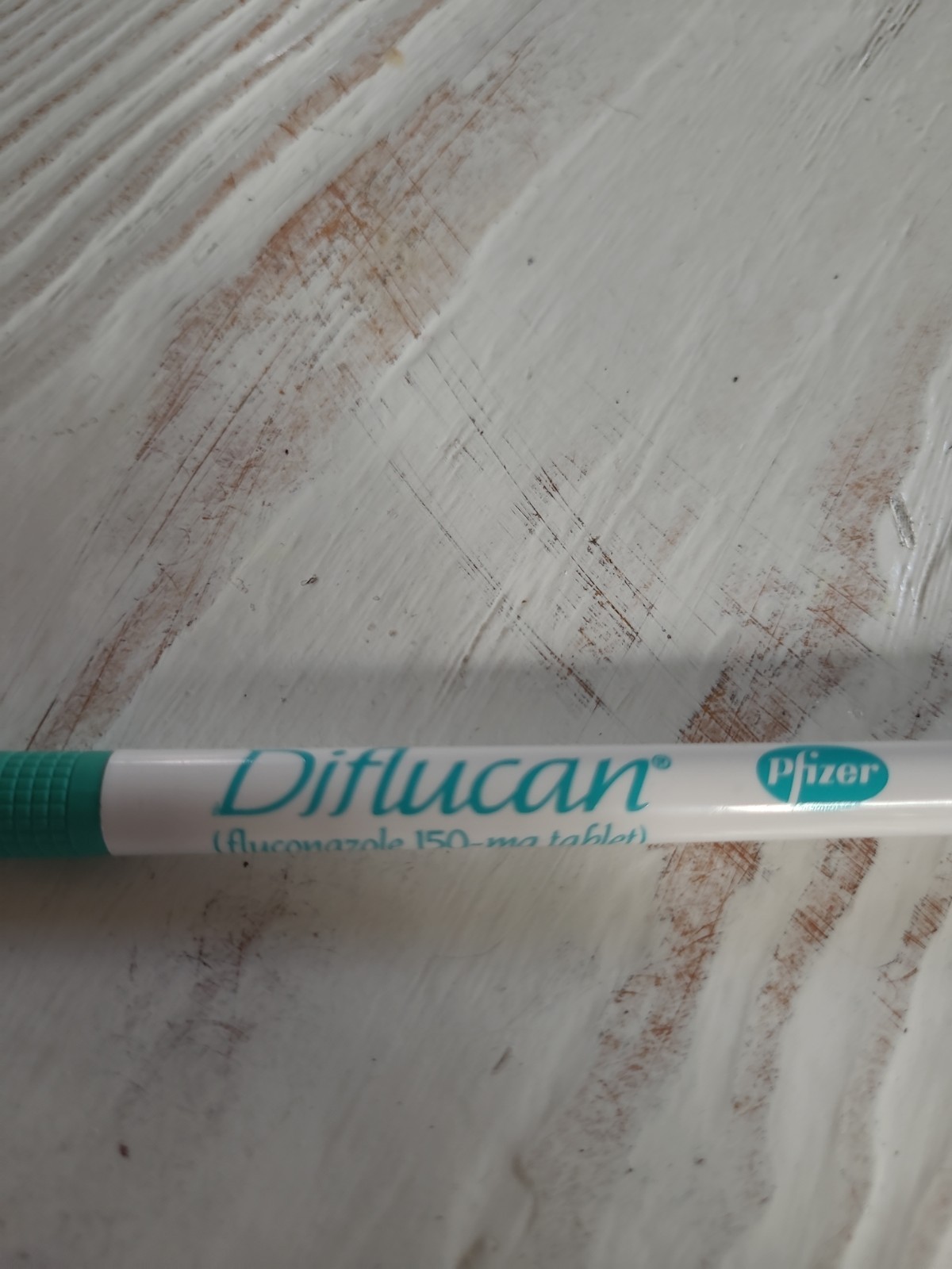 Lot Of 8 Plastic Drug Rep Pens – Aricept, Diflucan, Cardizem LA