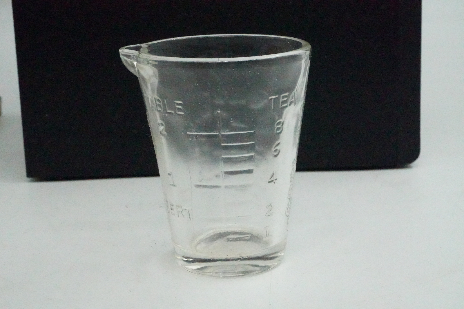 Apothecary Glasco Dose Measurement Glass Cup w/ Spout