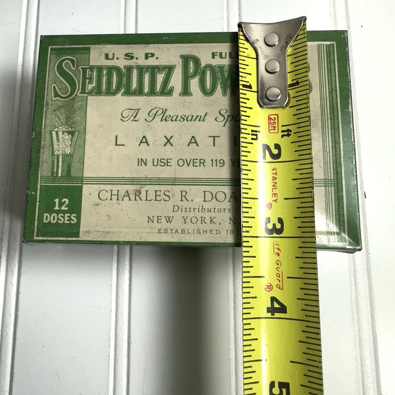 Vintage Green Tin Seidlitz Powders Charles R Doane Inc New York