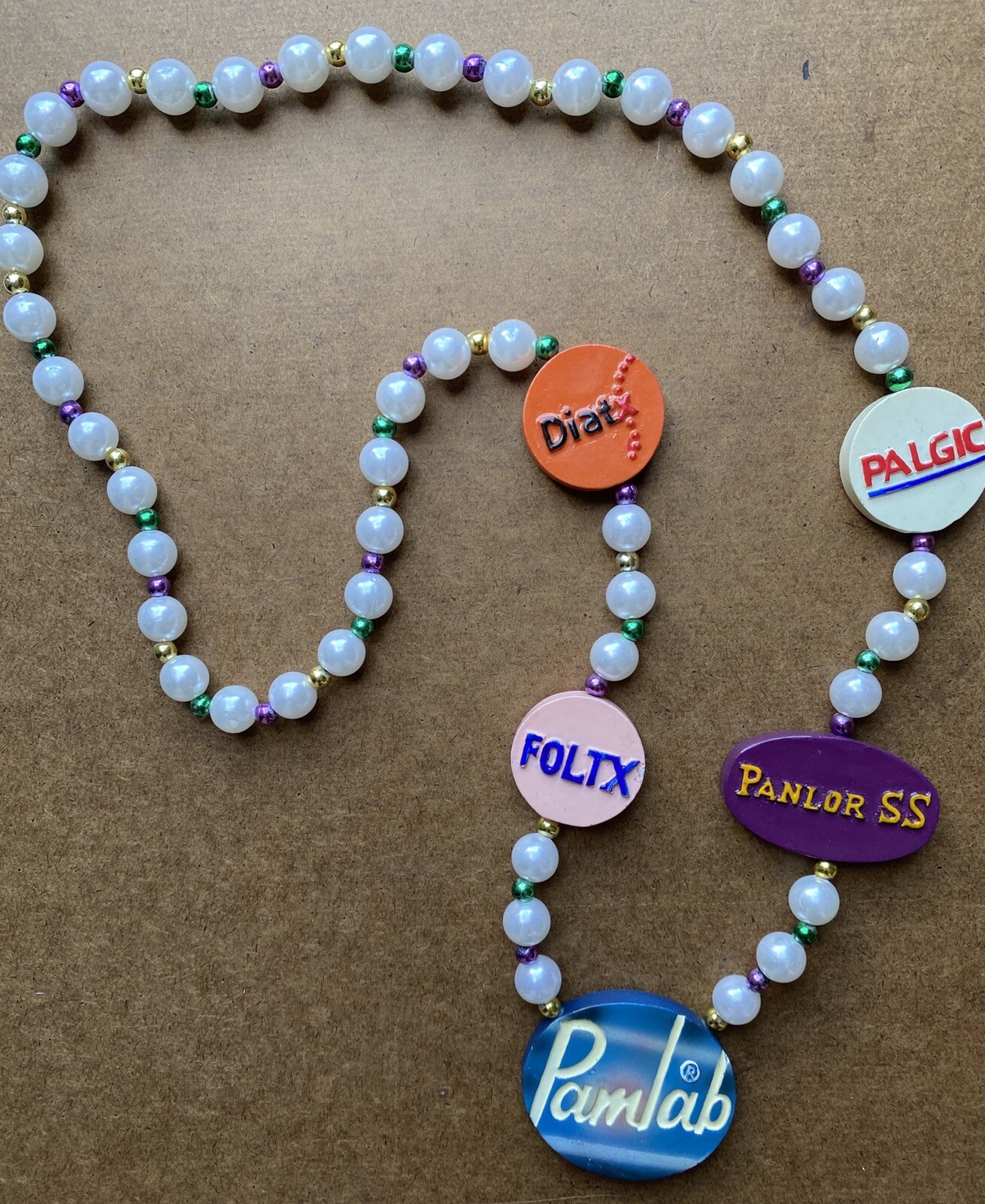 VINTAGE DRUG REP PROMO ~ PAMLAB PALGIC FOLTZ DIATx & PANLOR SS Beaded Necklace