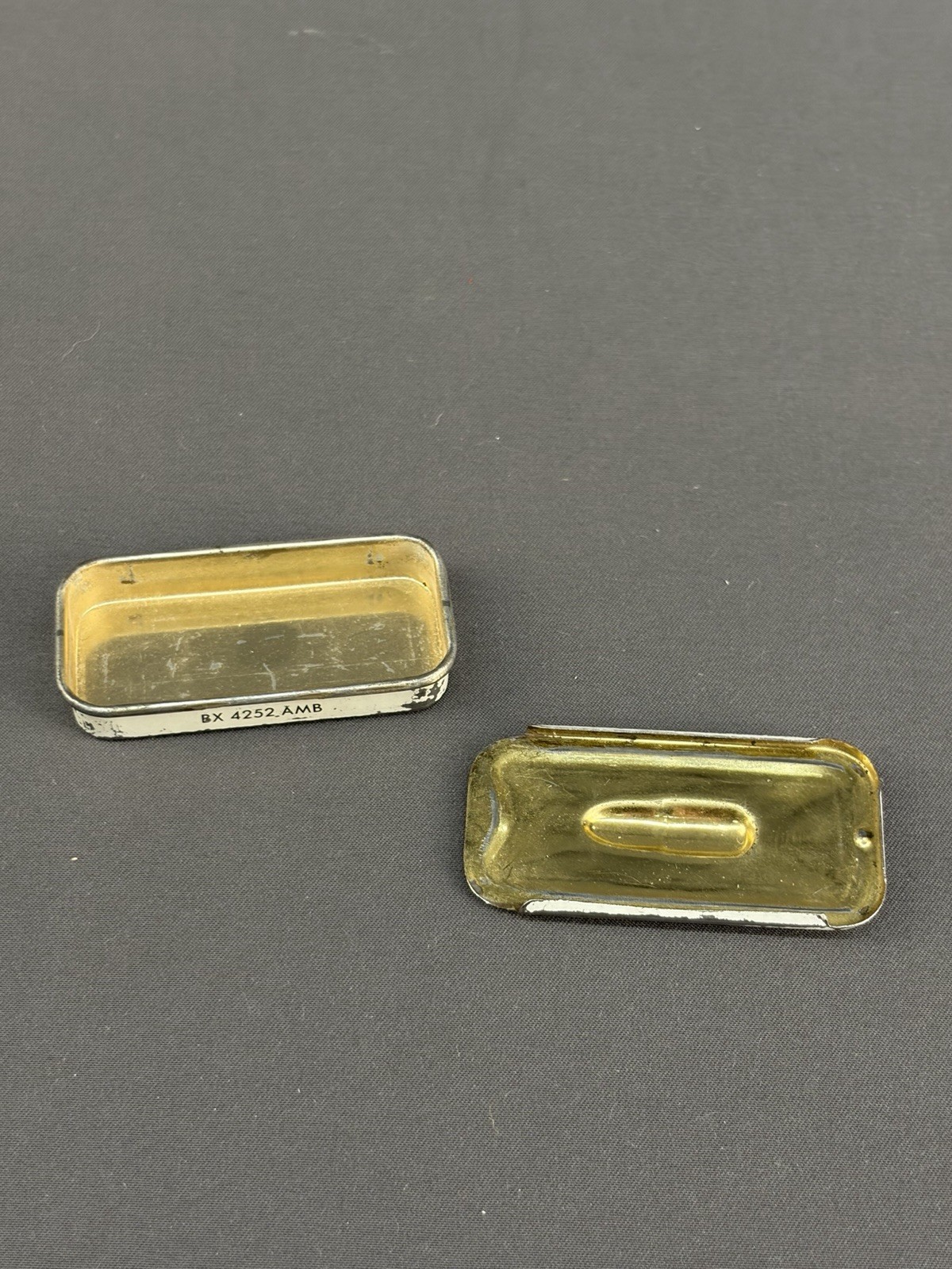 VTG Lilly Pharmaceutical Darvon-65 Compound Pulvule Sample Tin