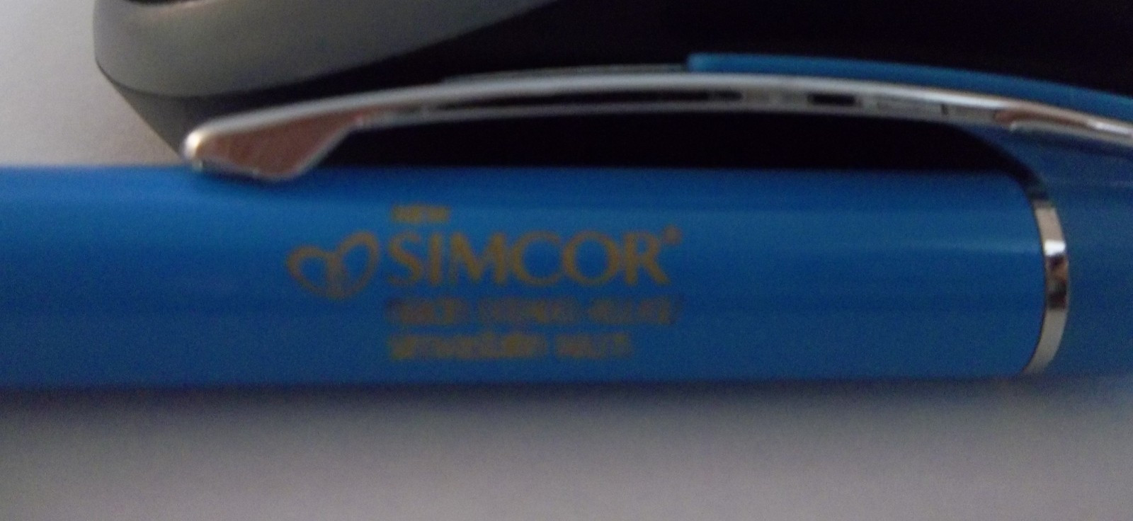 Simcor Promotional Pen Metal w/Rubberized Grip – Medium Weight