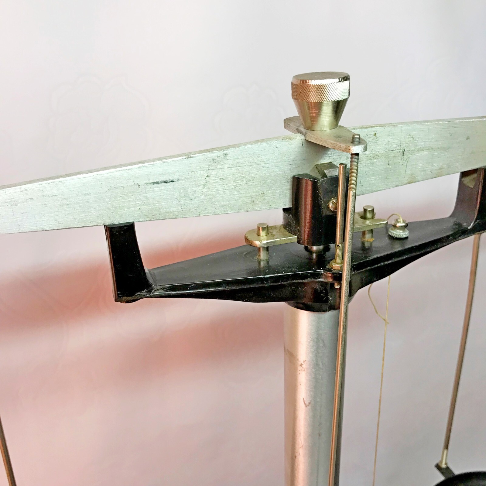 vintage pharmacy scales Kofardzhiev – Laboratory scales