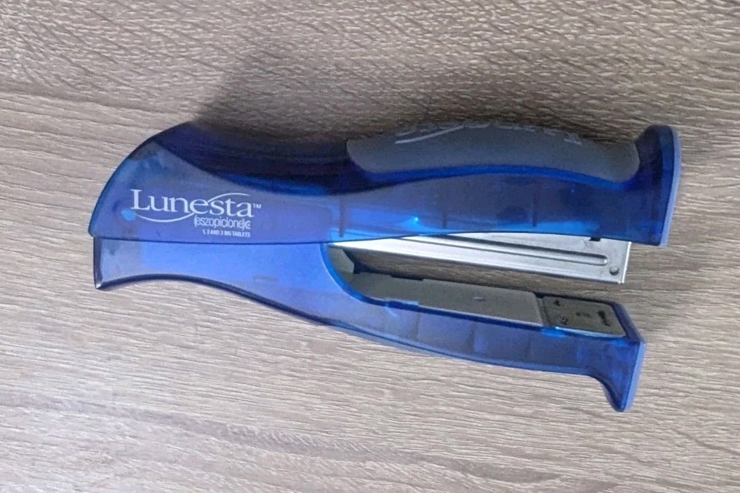 Lunesta Stapler Drug Rep Pharmaceutical Advertising Blue Doctor Office Stapler