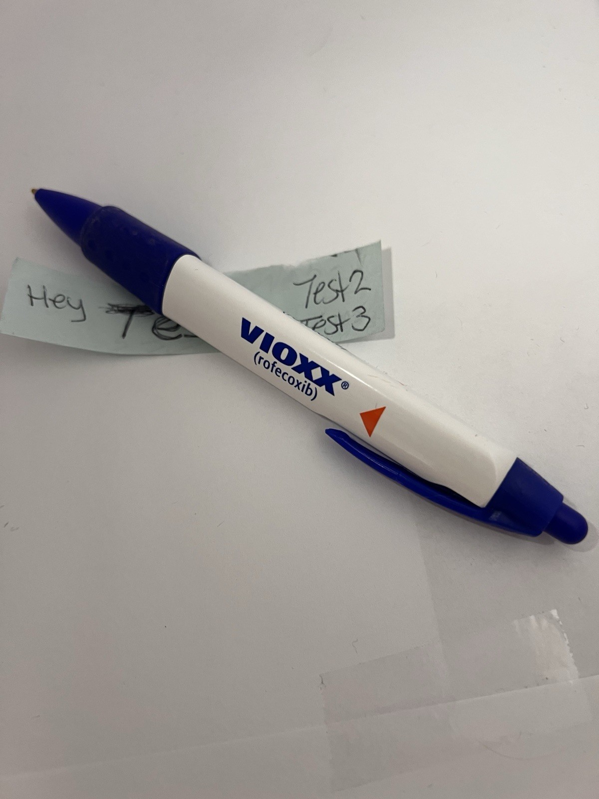 Singulair & VOIXX – Pharmaceutical Drug Rep Pens Advertise Plastic 1 each