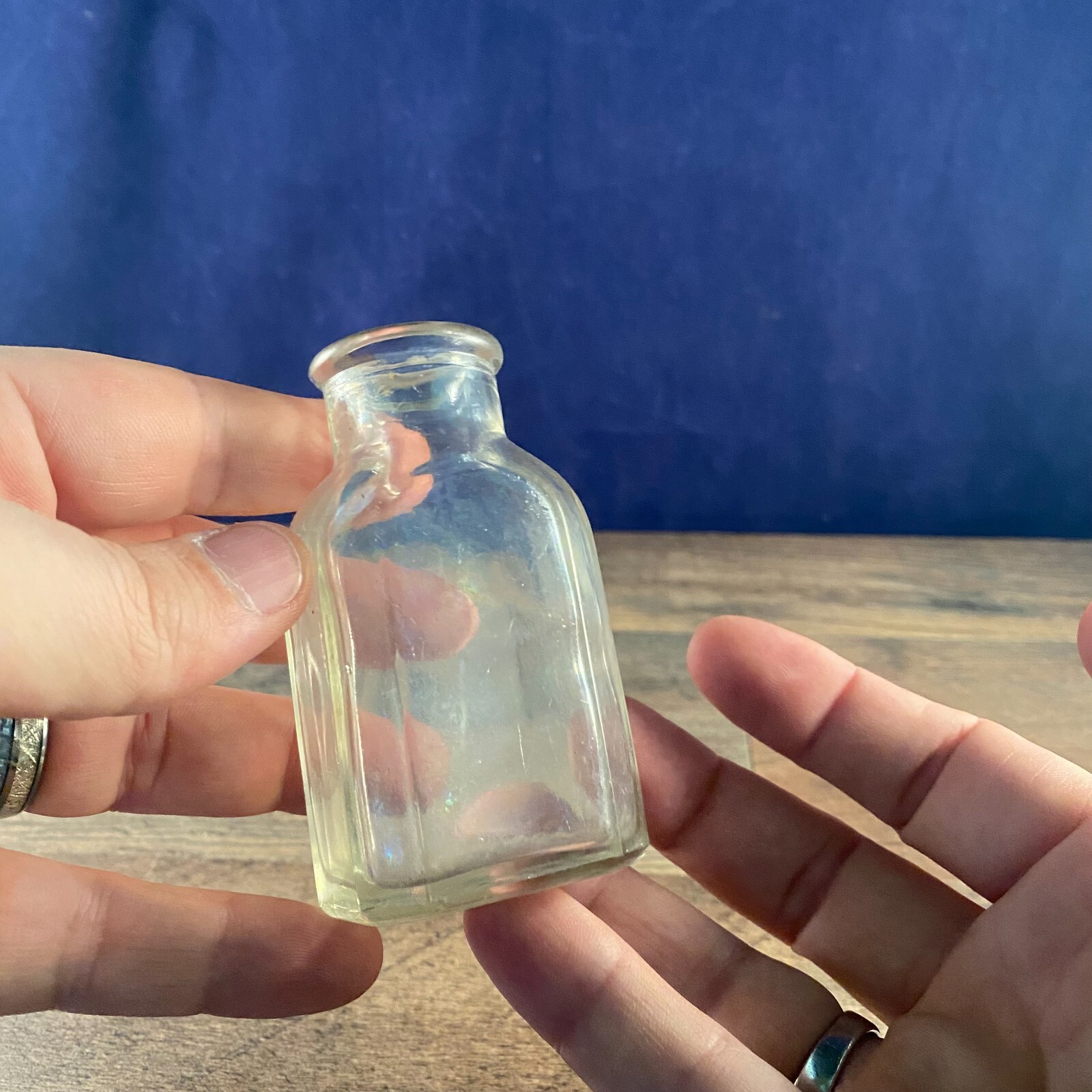 Clear Glass Square Bottle Apothecary Chemical Medical 2Fl Oz 2″ x 1.25″ x 3.5″H
