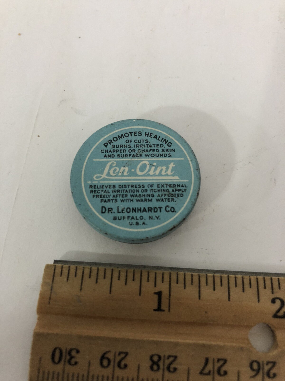 Vintage Buffalo NY Len-Oint Tin Dr Leonhardt Co Burn Cream Nice
