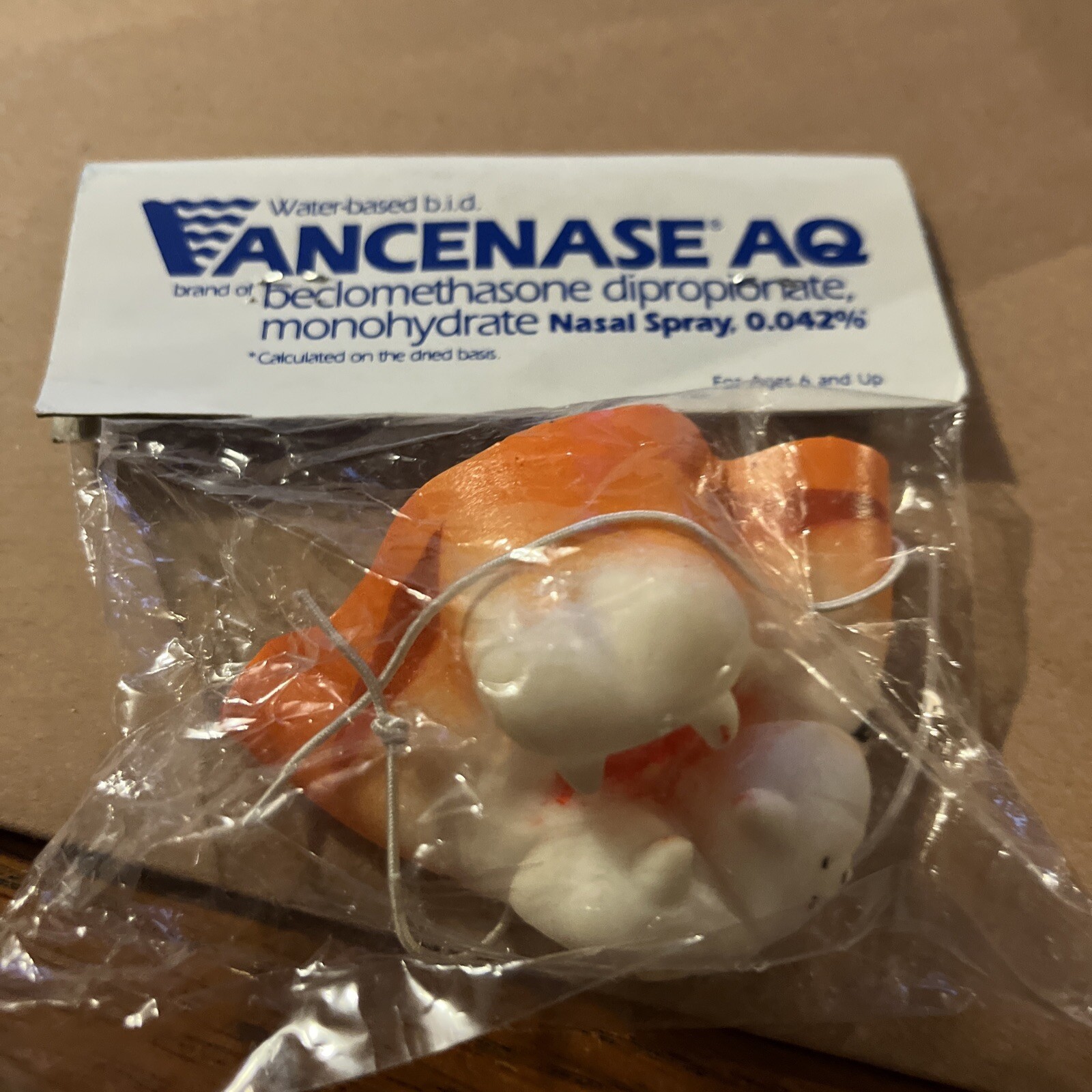 PHARAMACEUTICAL ADVERTISING Nasal Spray VANCENASE AQ Tiger Nose Face PROMO