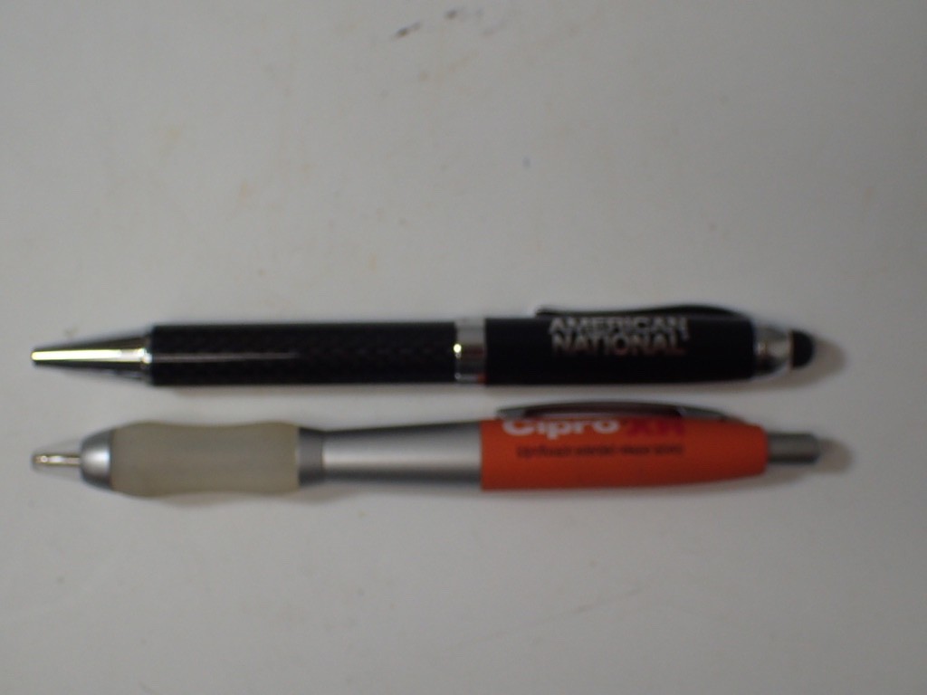 (18) High-End Pharmaceutical & More Advertising Pens Plastic & Metal Some Lights