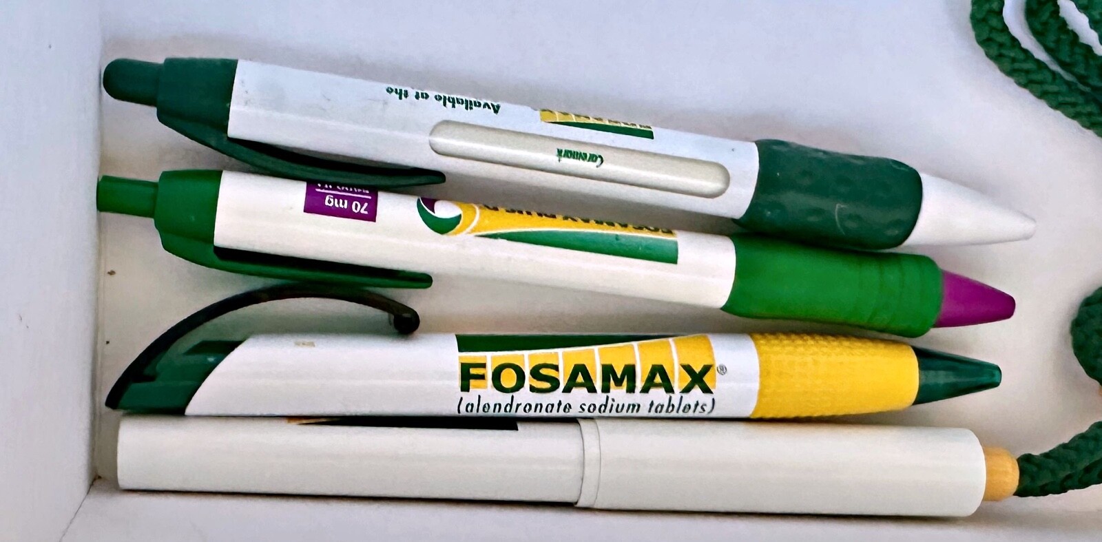 Lot Of 4 FOSAMAX Drug Rep Advertising Pharmaceuticals Collectable Pens Pharma