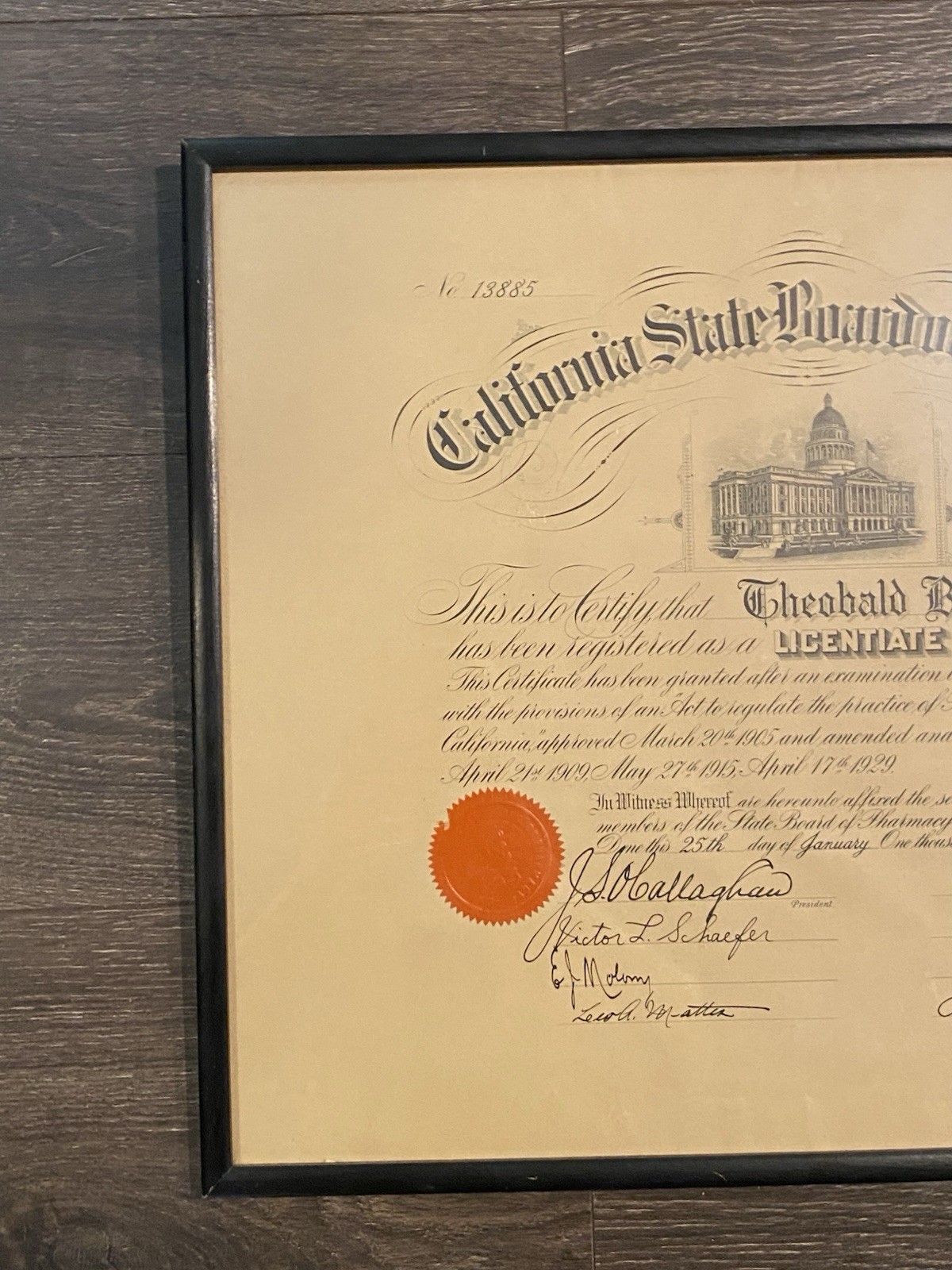 1933 CALIFORNIA STATE BOARD OF PHARMACY LICENTIATE IN PHARMACY WOOD GLASS FRAME