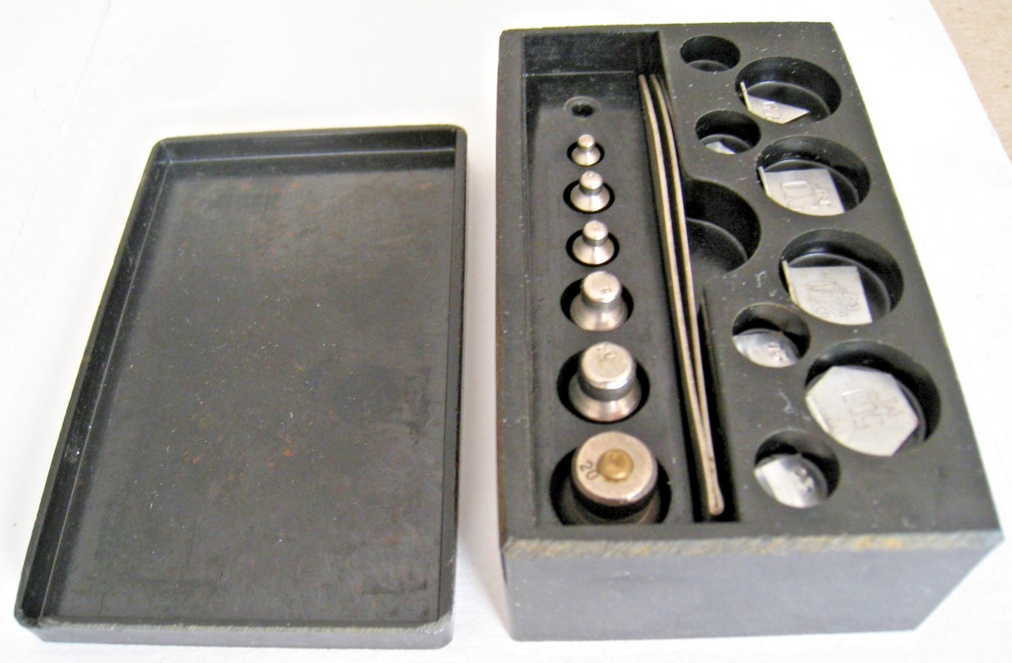 Vintage 1979 Russian Balance Scale & Weights Set