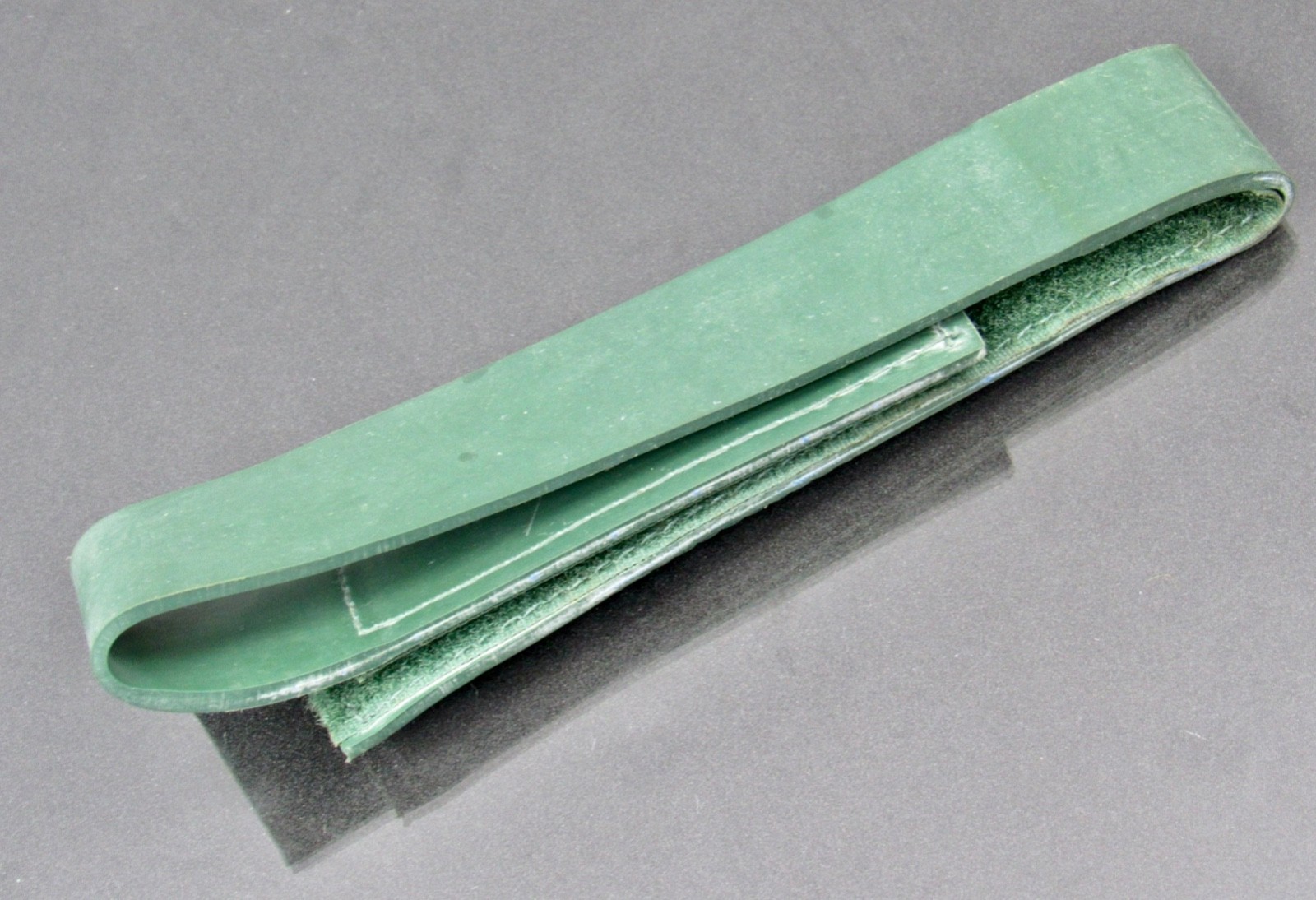 Vasotec Green Rubber Velket Tourniquet Hook Loop Closure Drug Rep Pharmaceutical