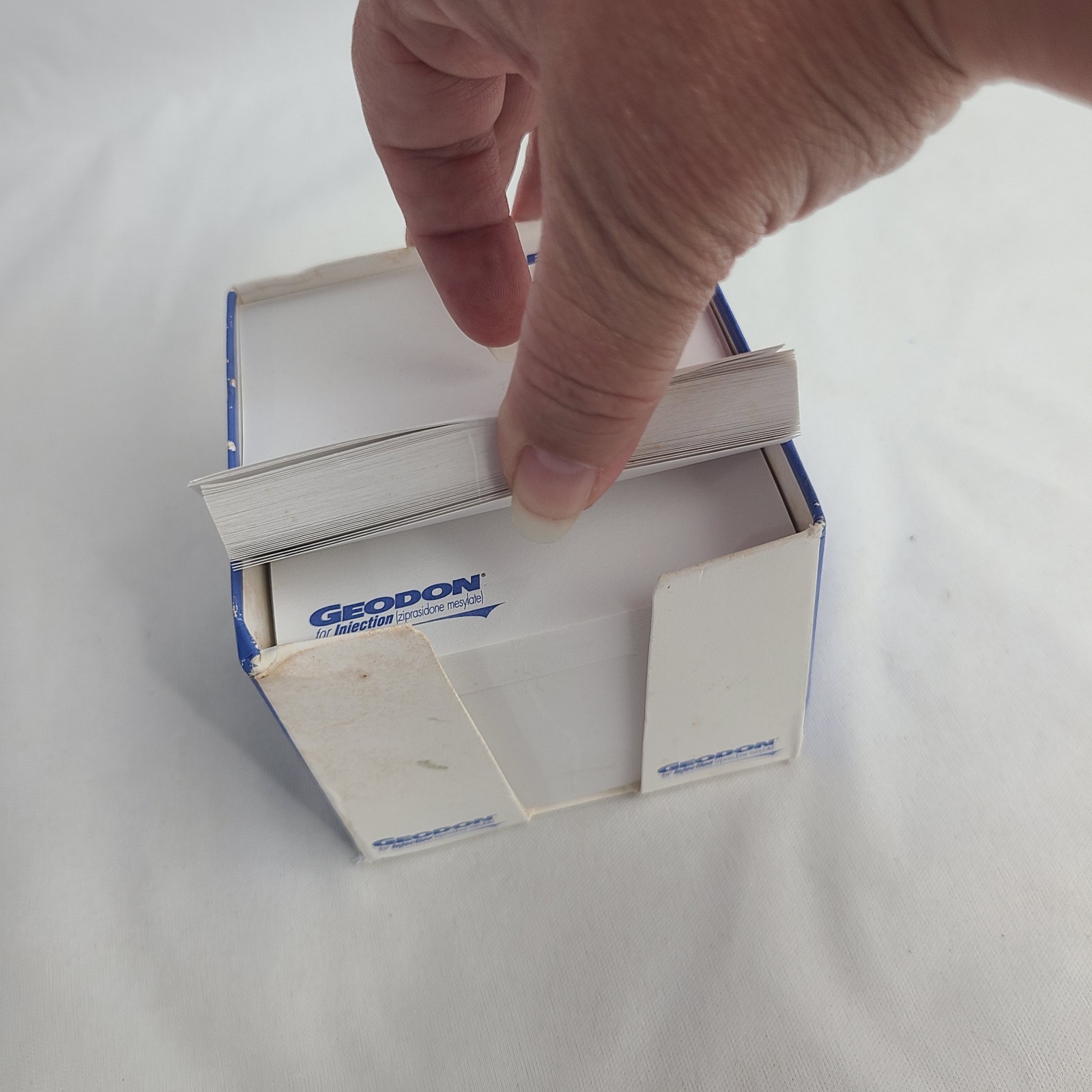 Vintage Pfizer 2002 Geodon Pharmaceutical Drug Rep Note Pad Holder Cube Paper