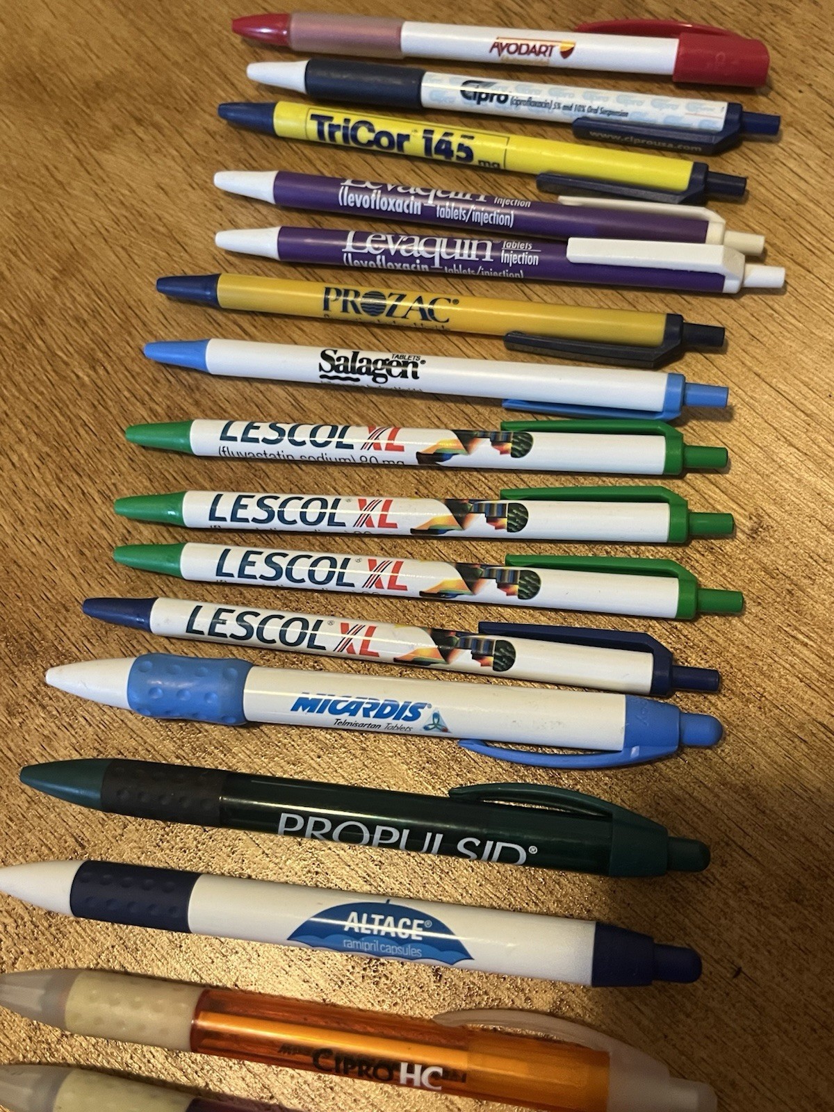 Pharmaceutical Advertising Drug Rep Bic Pen Lot Of 19 – Works