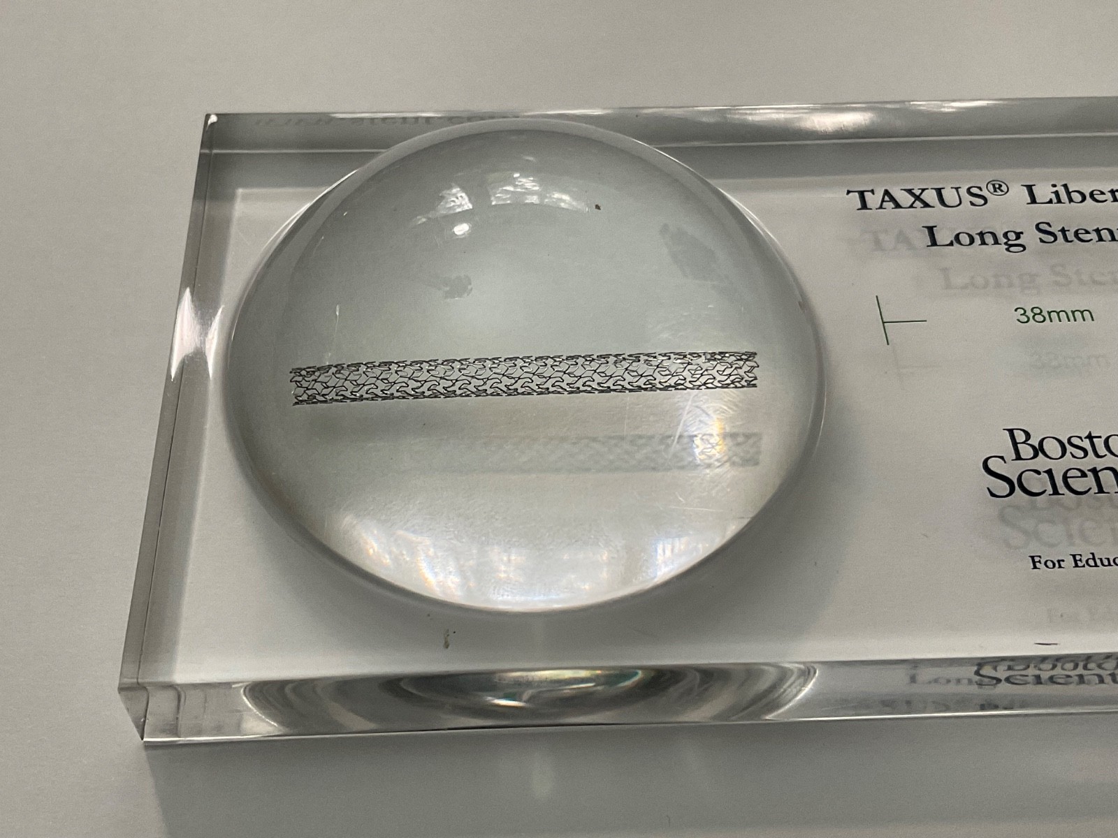 Boston Scientific Lucite Display Educational Use Rare Desk Paperweight💥