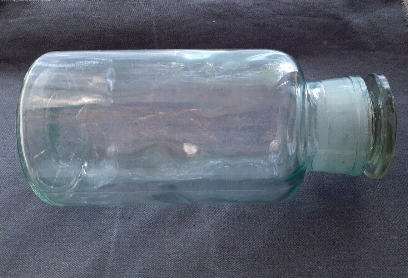 Pharmacy jar for reagents with an unpolished lid volume 1000 ml USSR