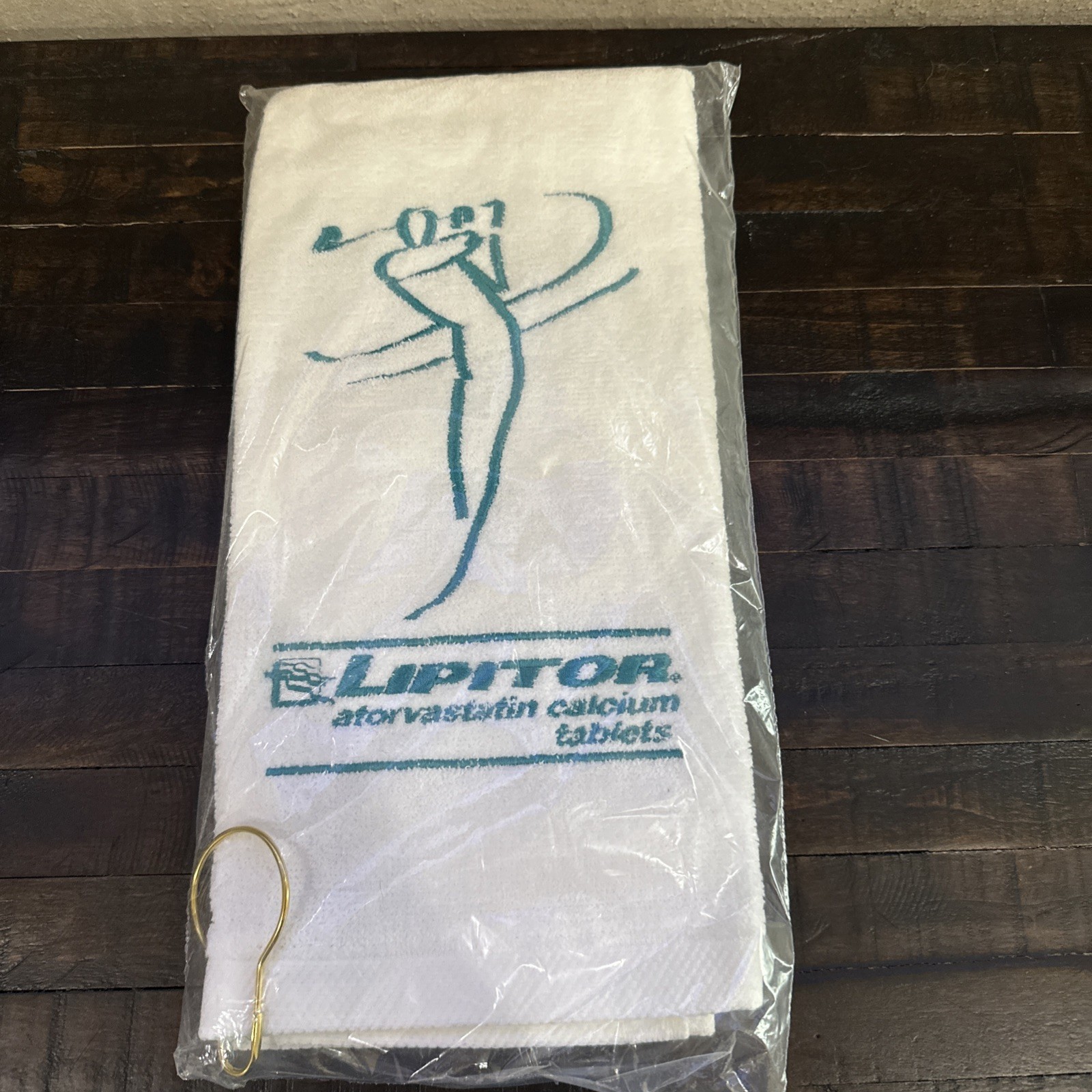 Vintage Lipitor Pharmaceutical Promotional Golf Towel – New in Pack
