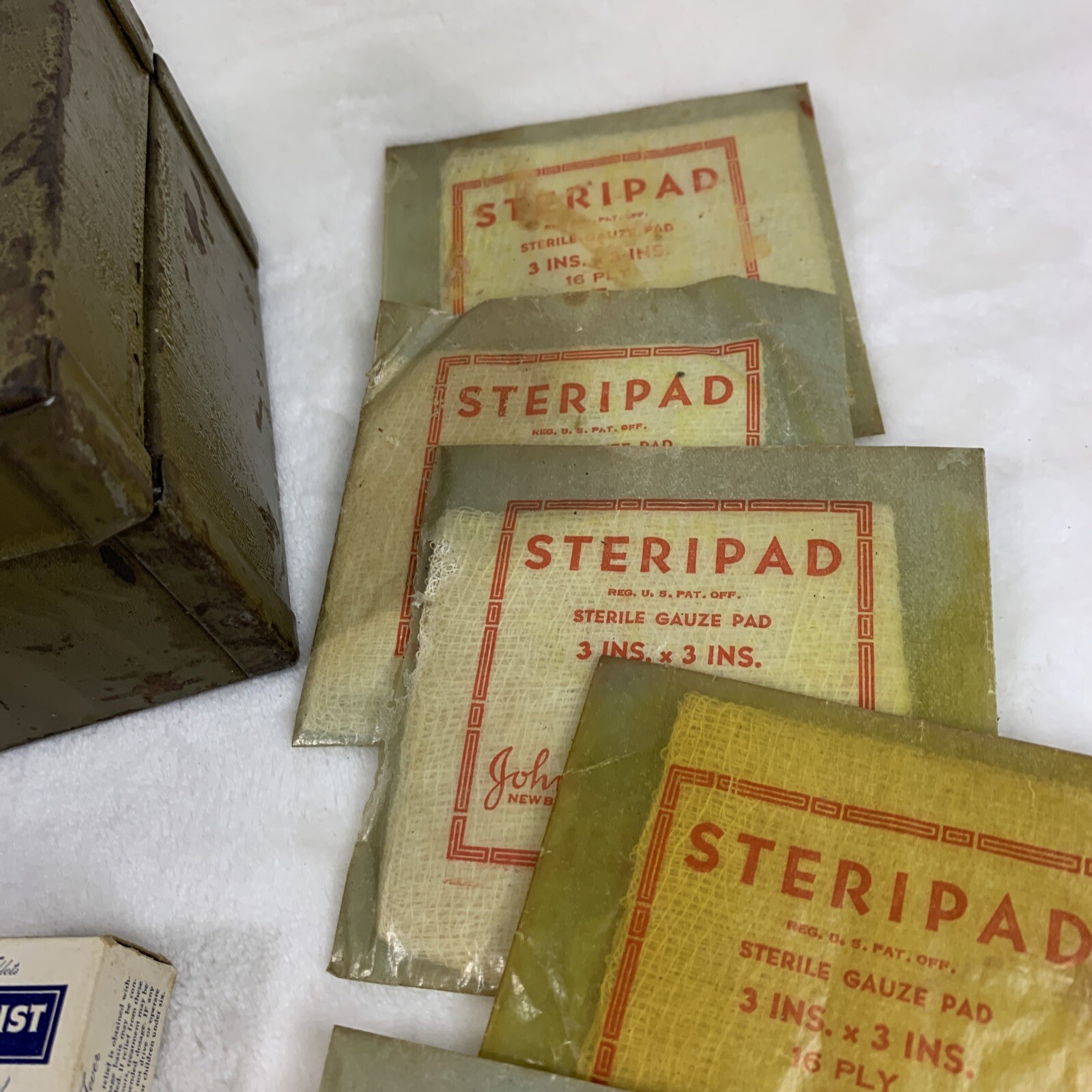 Vintage Medical First Aid Box Kit Green Metal Anahist Acme Johnson Mercurochrome