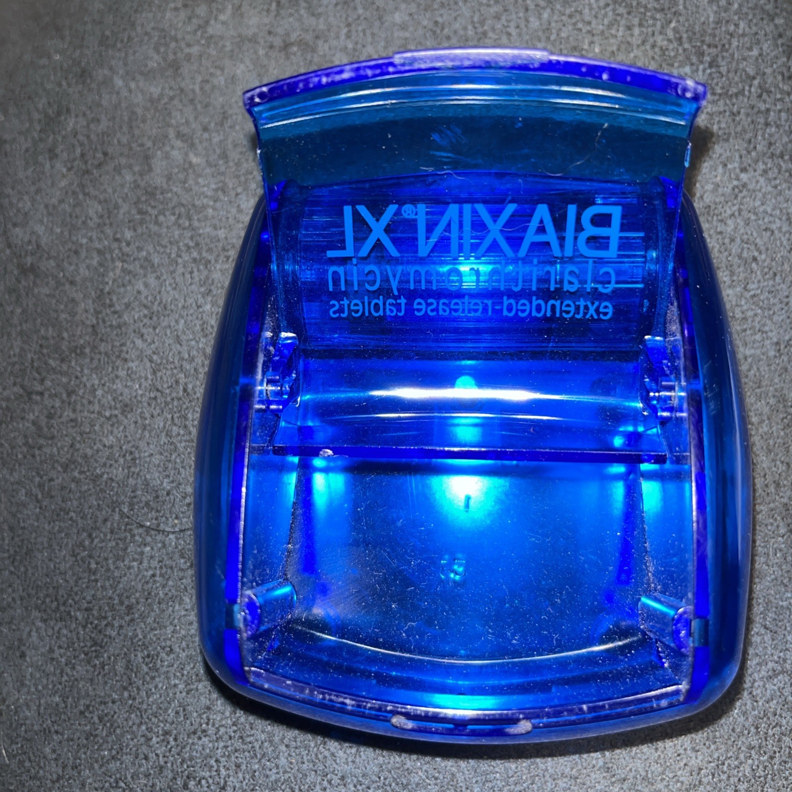 BIAXIN XL clarithromycin Drug Rep Promo Paper Clip Holder/Roller Dispenser