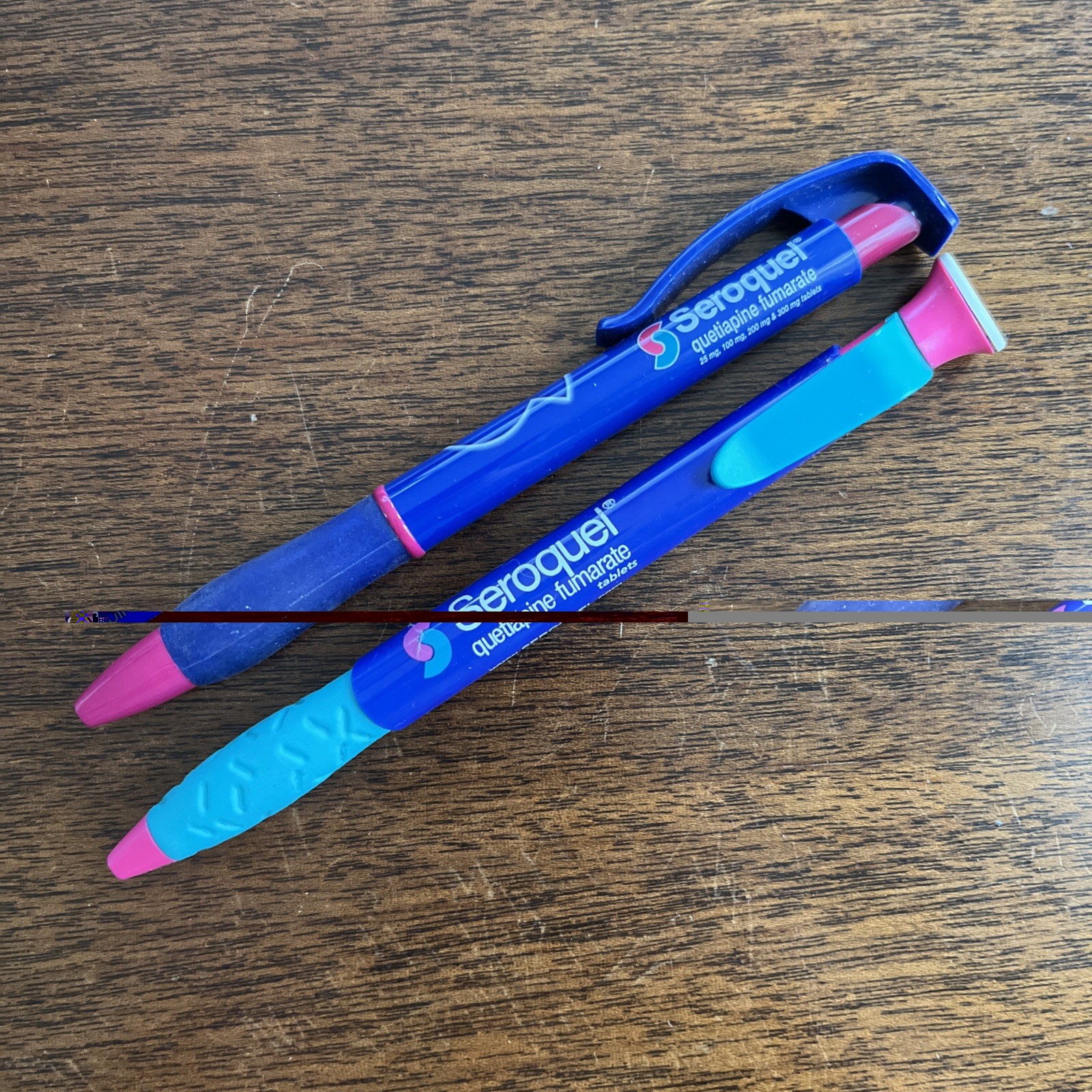 Lot of 2 Drug Rep SEROQUEL Medical Pharmaceutical Pens Blue Teal Working Tested