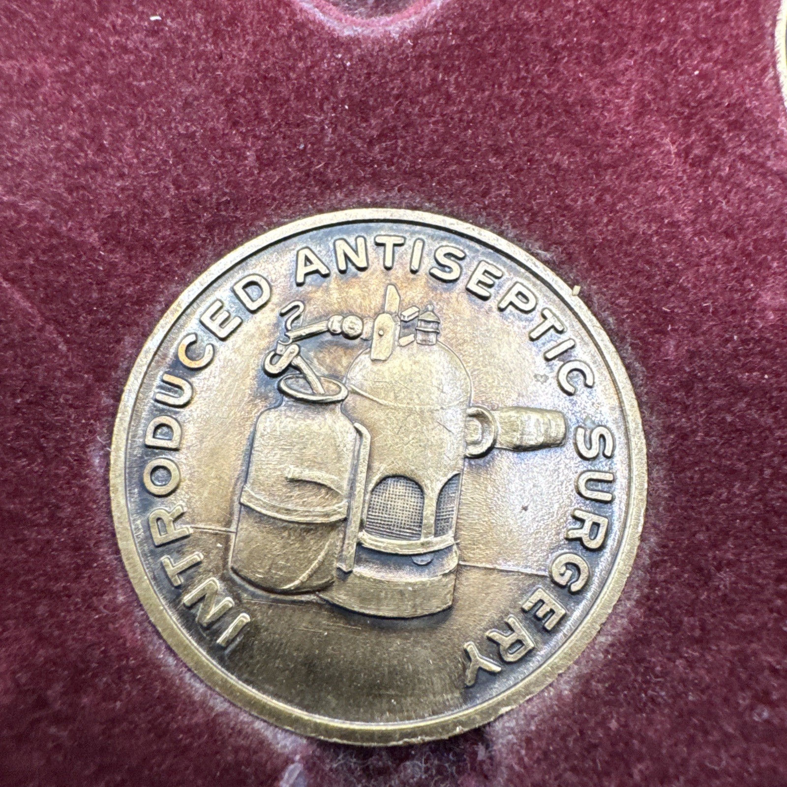 RARE Eli Lilly & Co Coins PIONEERS IN THE FIGHT AGAINST INFECTIOUS DISEASE FRAME